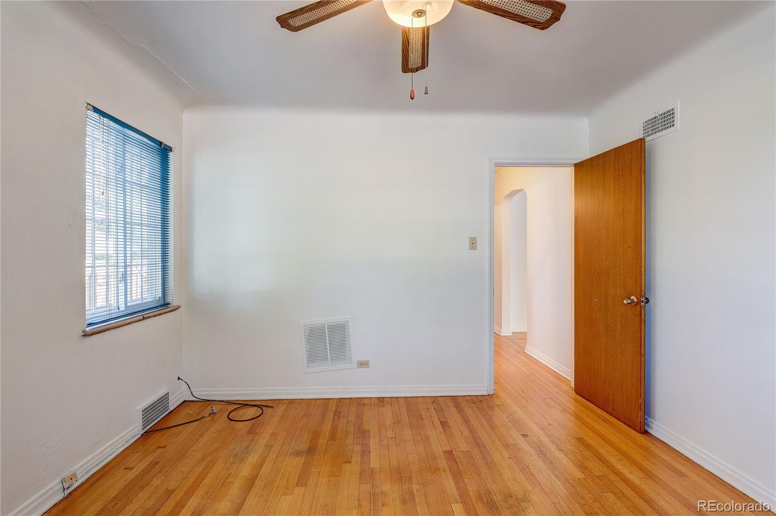 MLS Image #16 for 2550  locust street,denver, Colorado