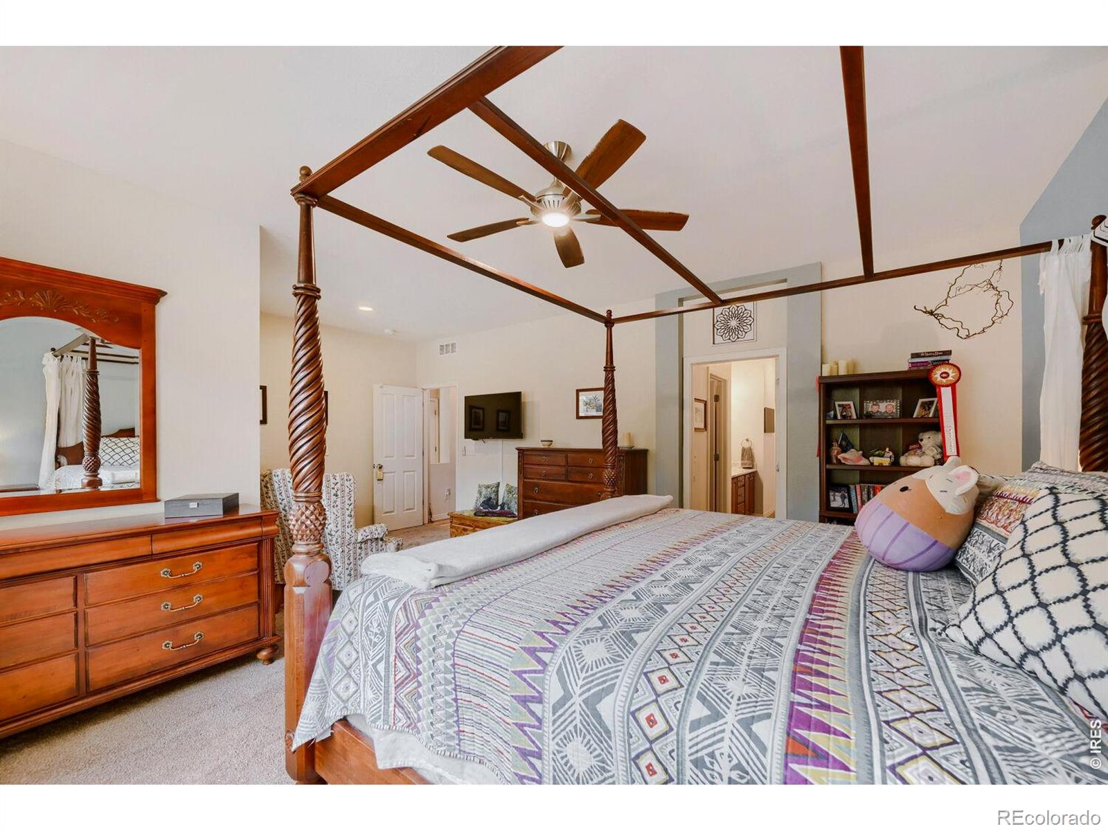 MLS Image #14 for 537  peregrine circle,longmont, Colorado