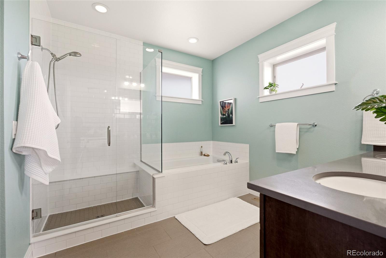 MLS Image #17 for 5945  hanover street,denver, Colorado