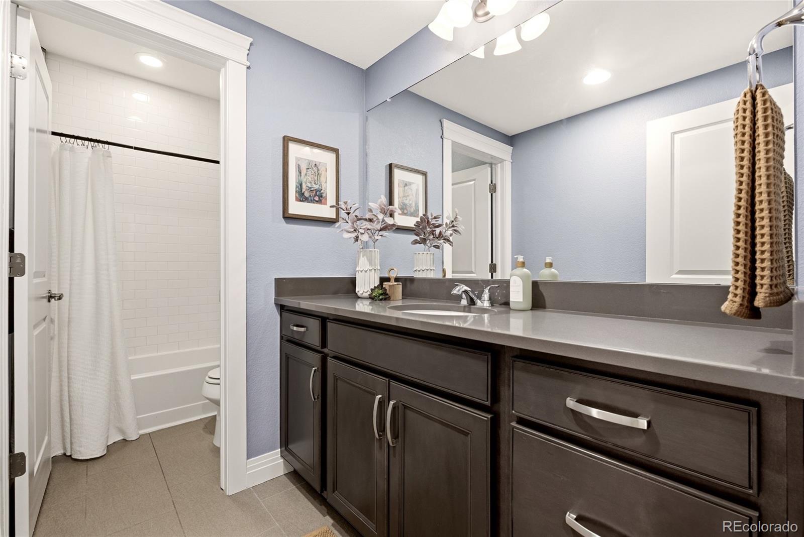 MLS Image #34 for 5945  hanover street,denver, Colorado