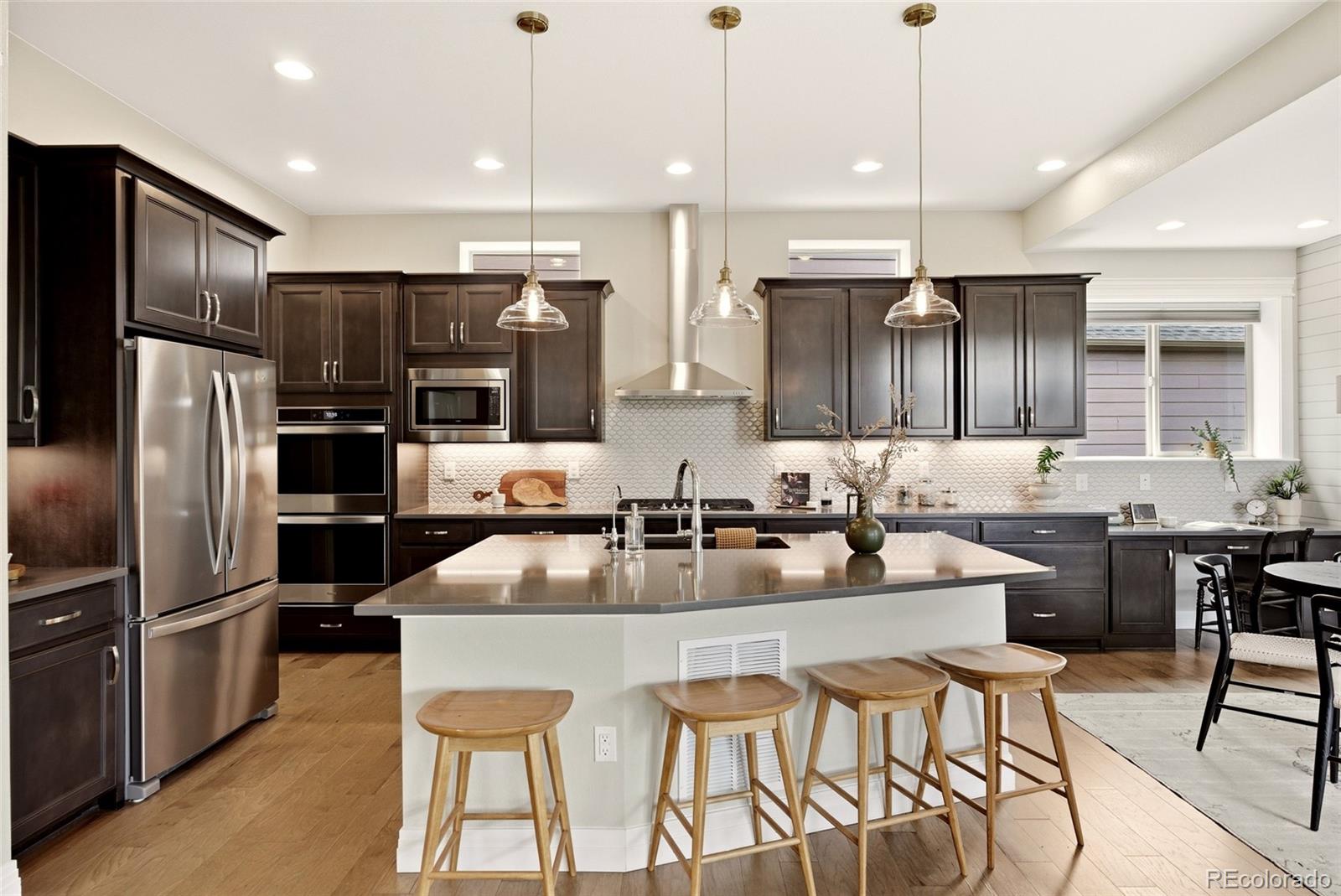 MLS Image #5 for 5945  hanover street,denver, Colorado