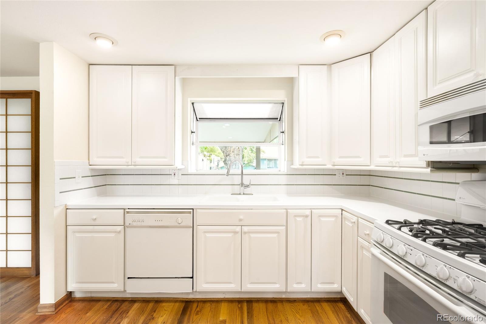 MLS Image #13 for 8225  yarrow street,arvada, Colorado