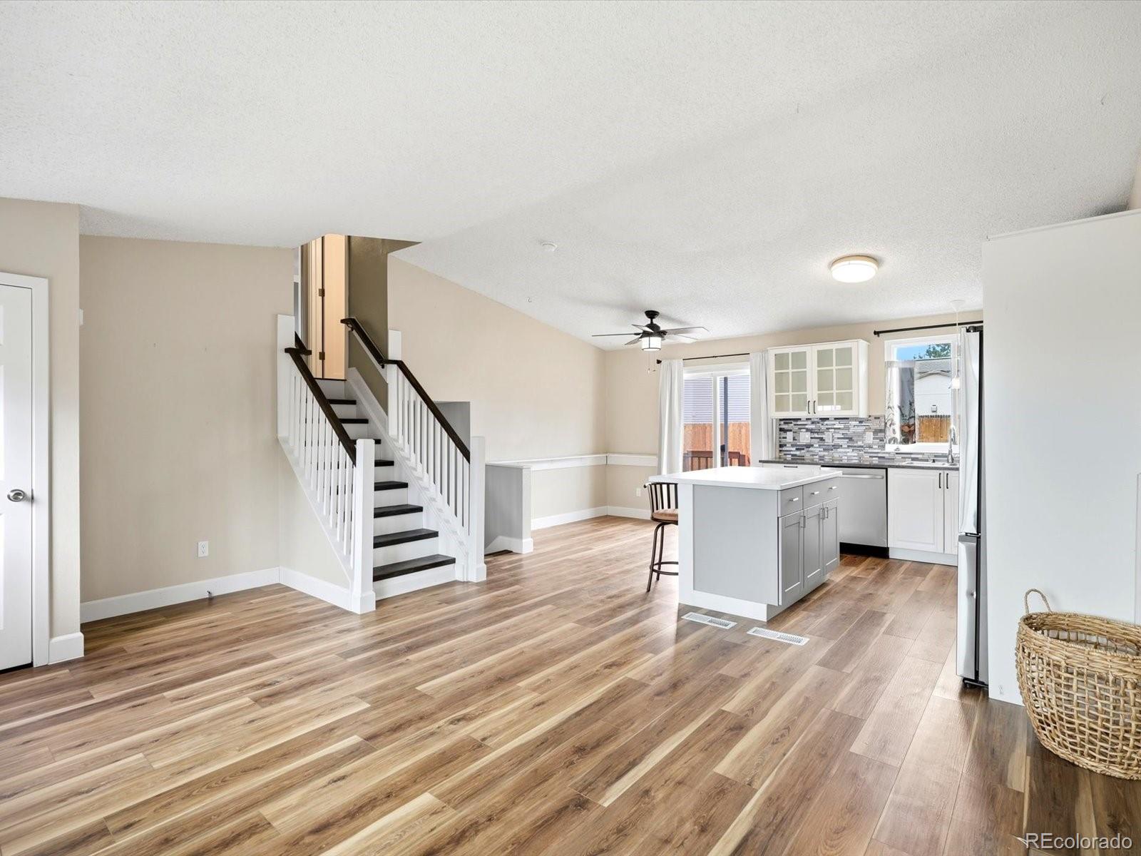 MLS Image #14 for 8442  blazing star place,parker, Colorado