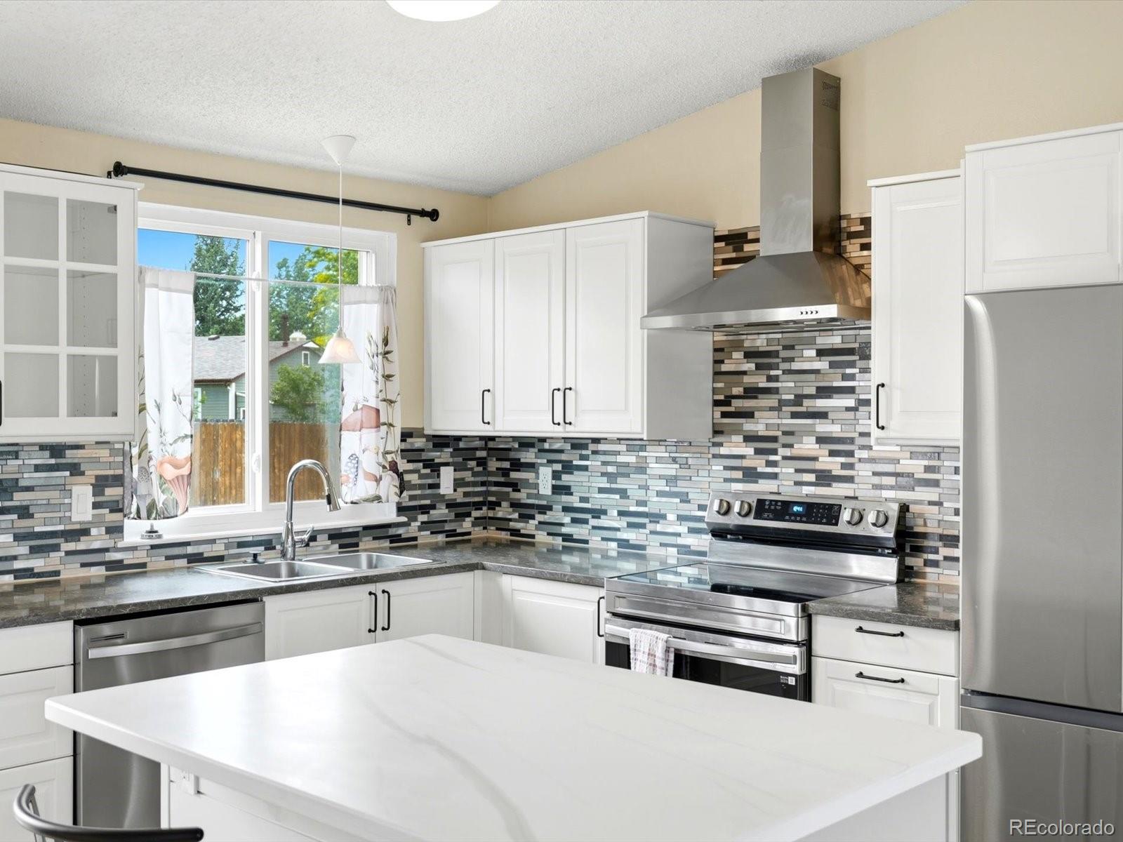 MLS Image #9 for 8442  blazing star place,parker, Colorado