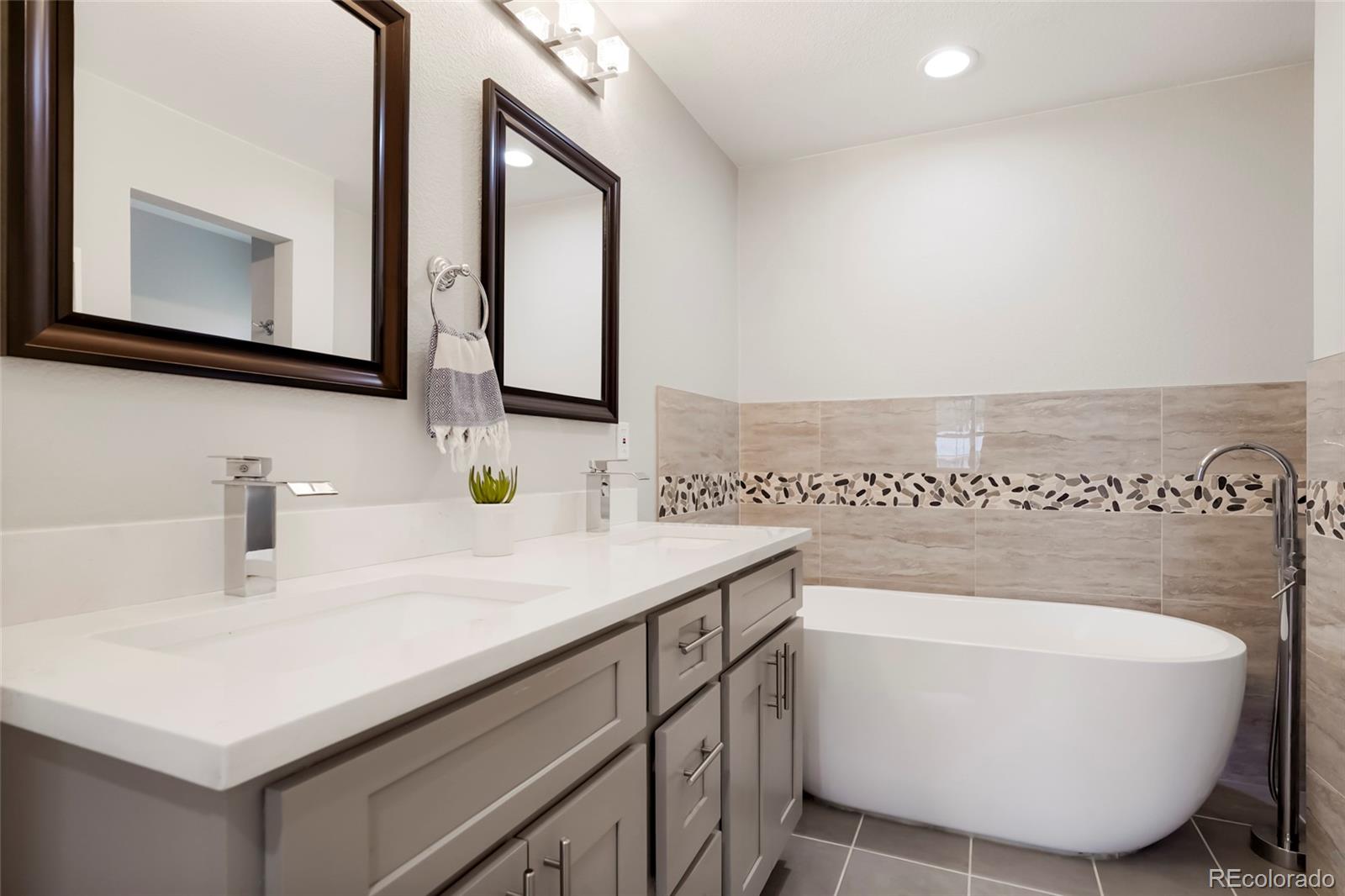 MLS Image #18 for 9214 e floyd avenue,denver, Colorado