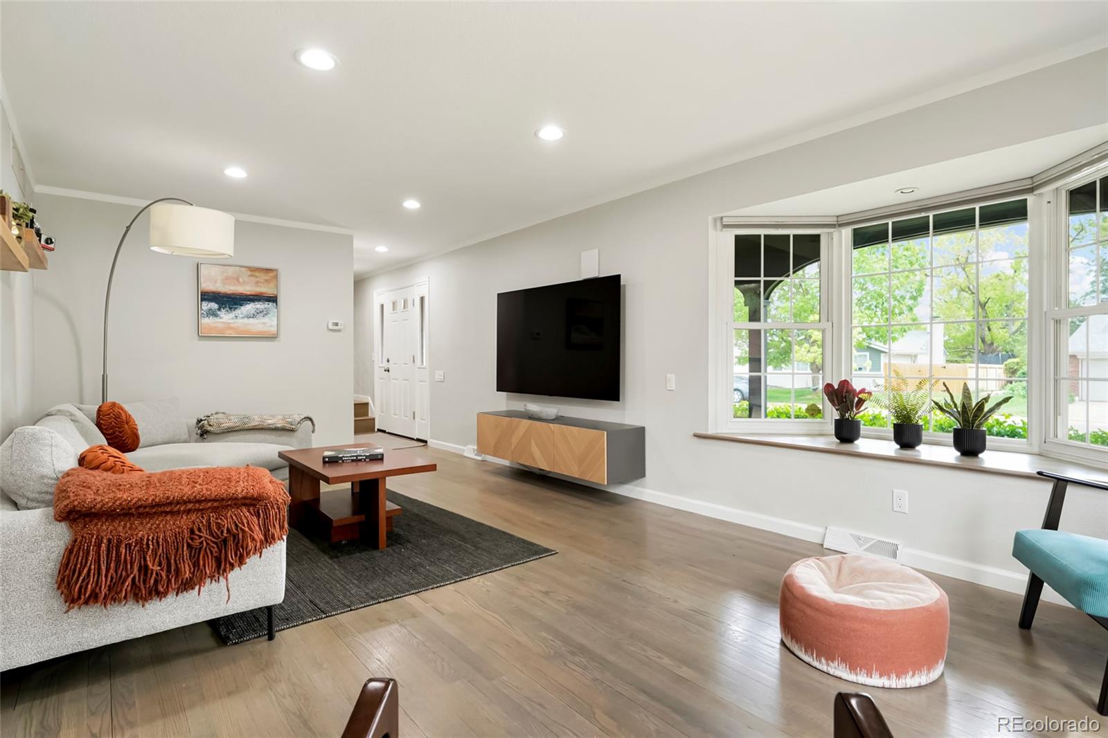MLS Image #5 for 9214 e floyd avenue,denver, Colorado