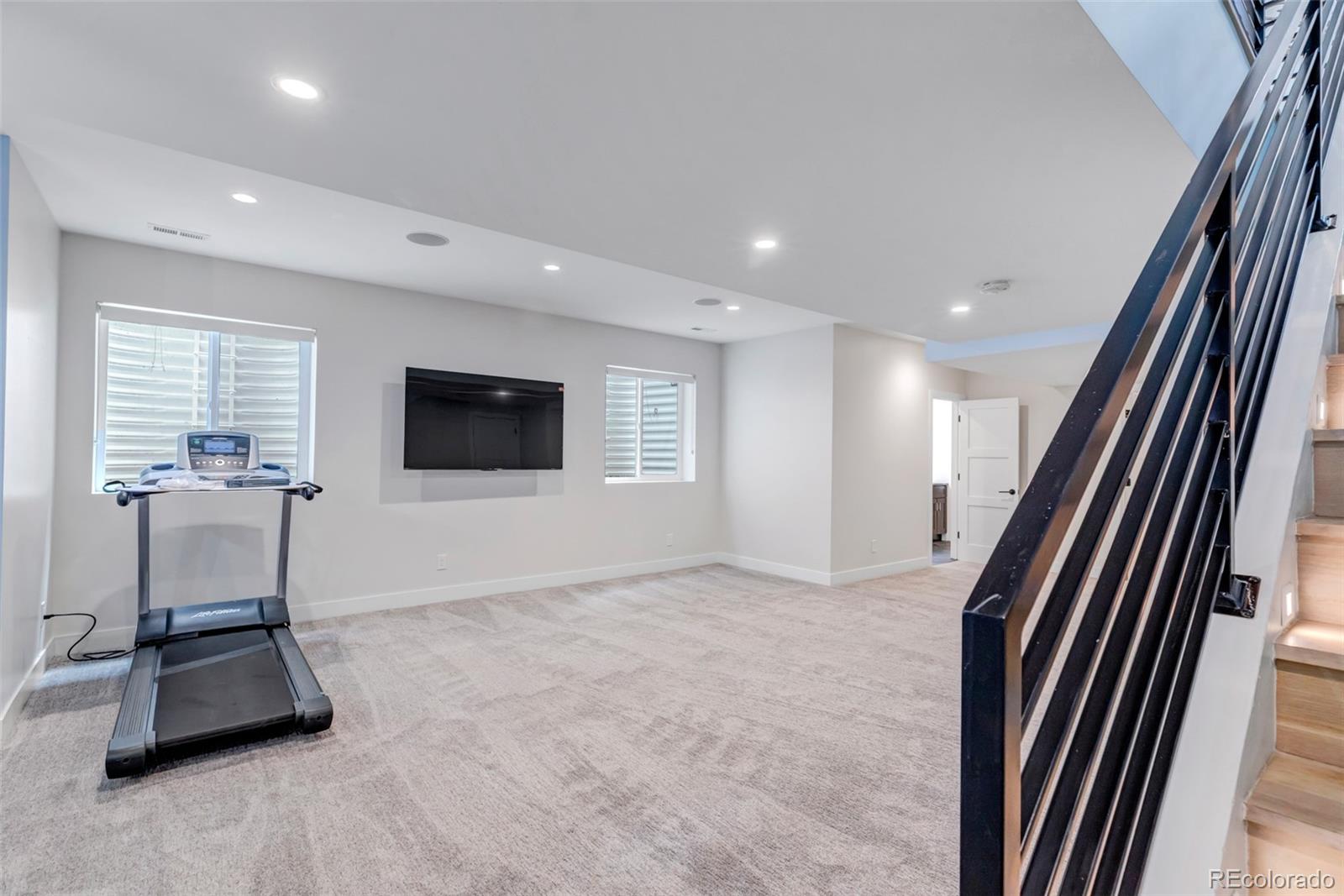 MLS Image #39 for 205 s lafayette street,denver, Colorado