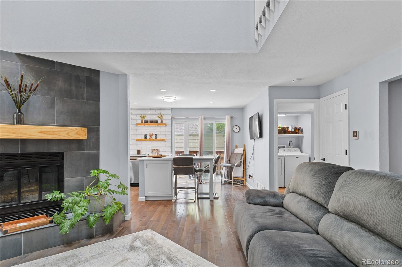 MLS Image #16 for 639 w jamison circle,littleton, Colorado