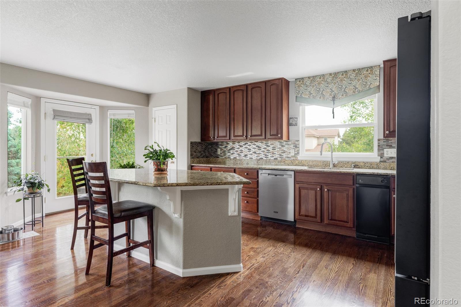 MLS Image #10 for 10231  rustic redwood lane,highlands ranch, Colorado