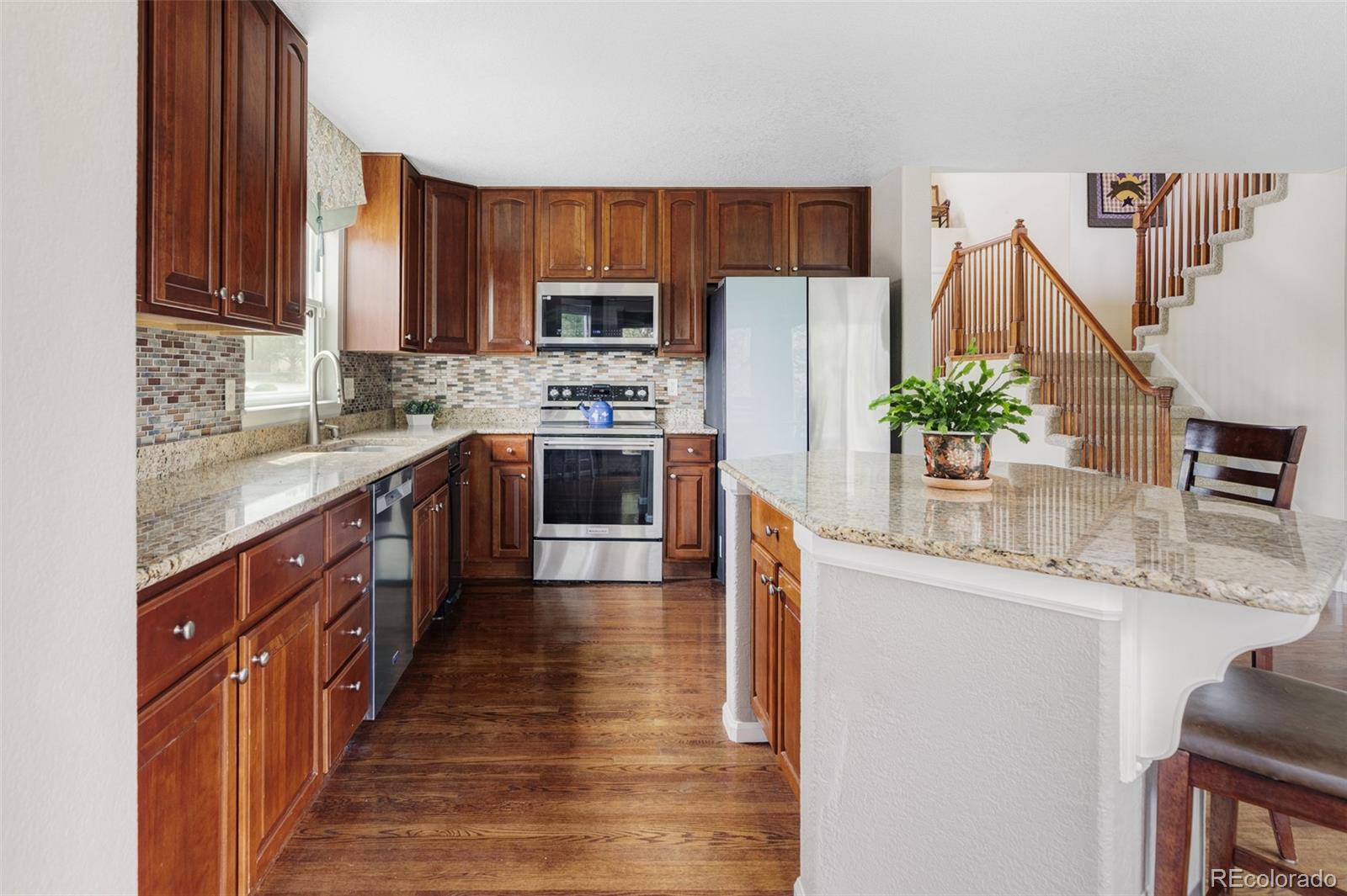 MLS Image #11 for 10231  rustic redwood lane,highlands ranch, Colorado