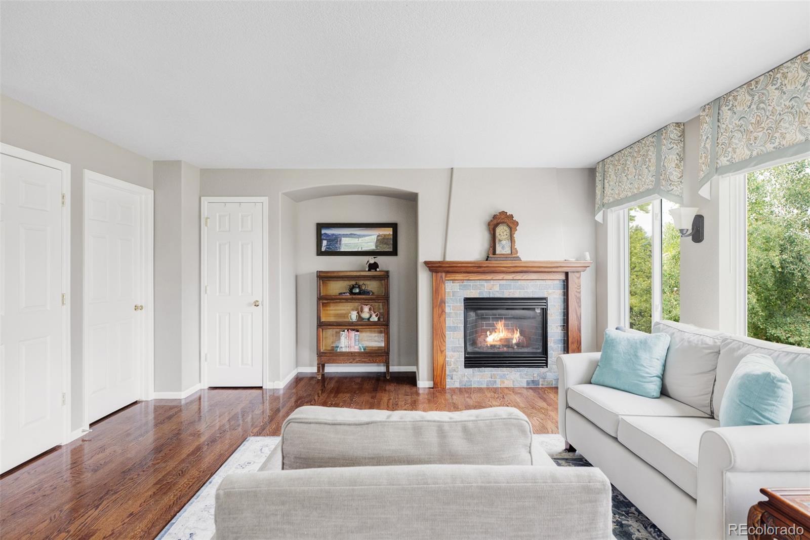 MLS Image #4 for 10231  rustic redwood lane,highlands ranch, Colorado