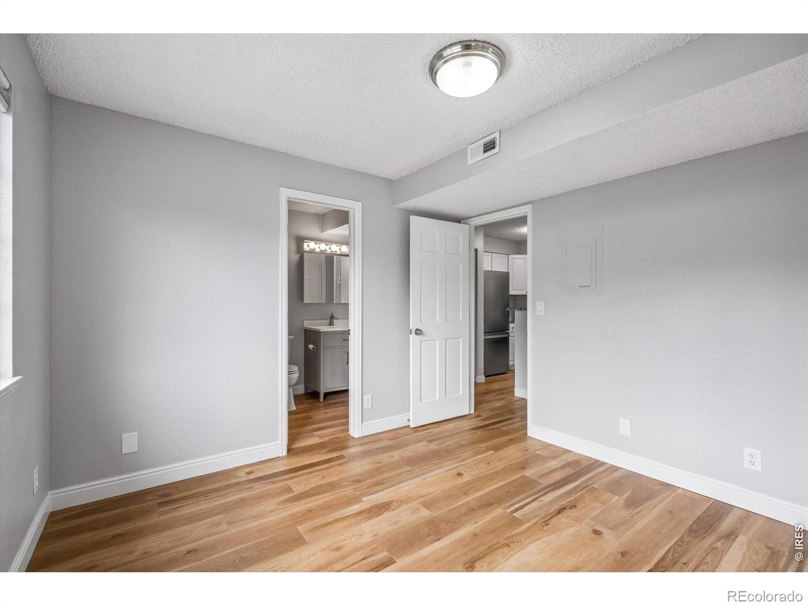MLS Image #14 for 844 s vance street f,lakewood, Colorado