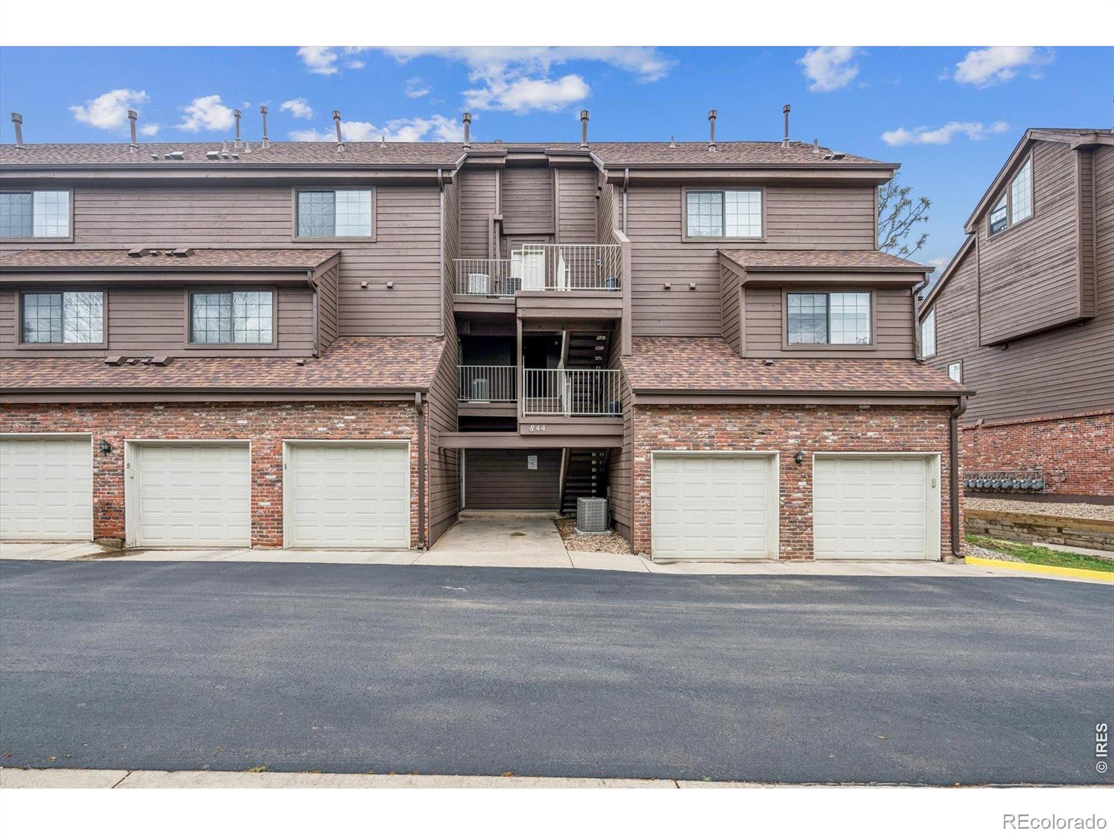 MLS Image #24 for 844 s vance street f,lakewood, Colorado