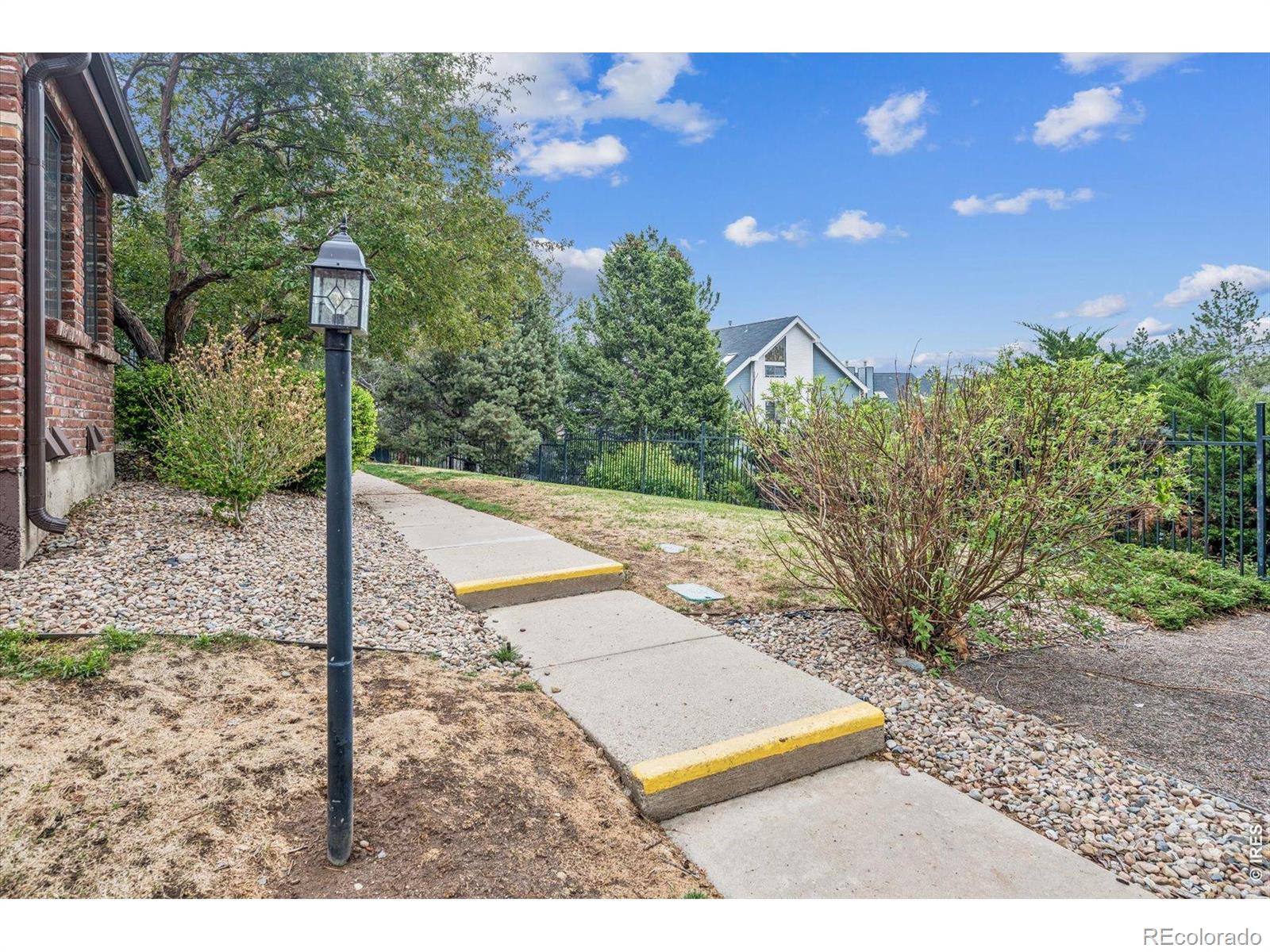 MLS Image #25 for 844 s vance street f,lakewood, Colorado