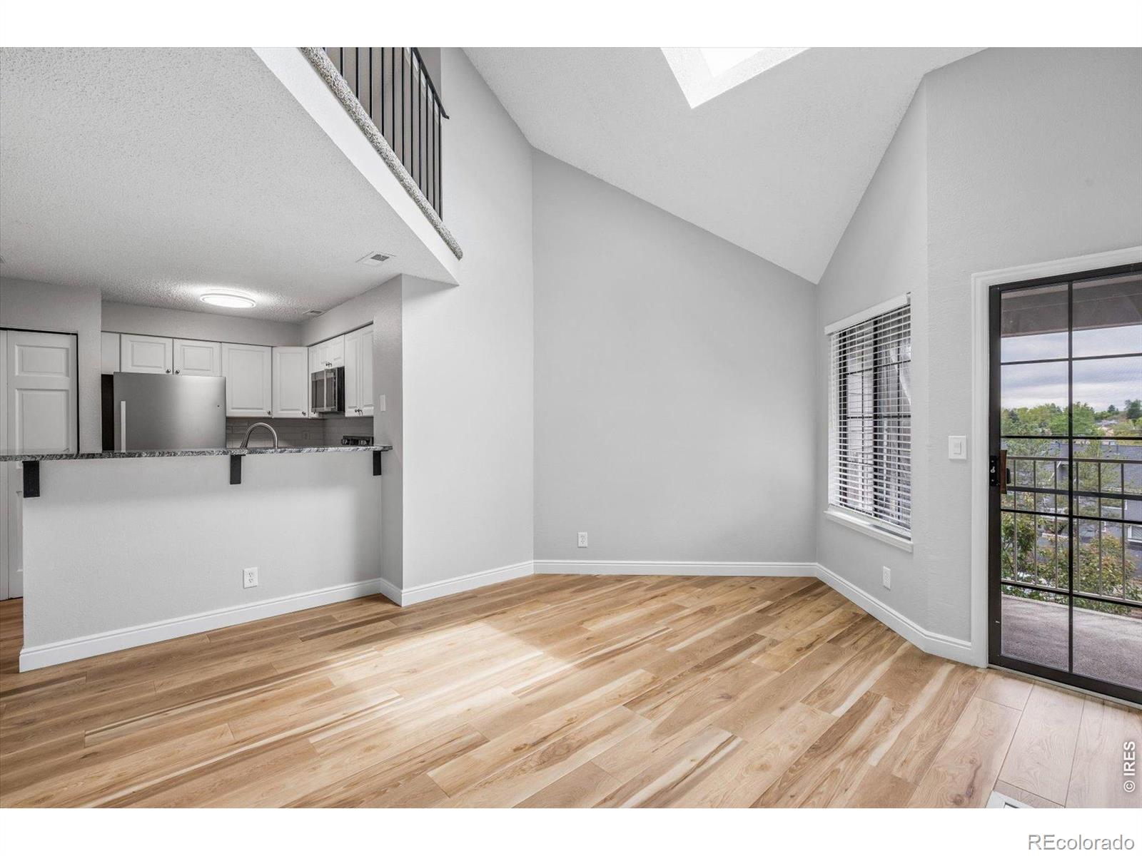 MLS Image #9 for 844 s vance street f,lakewood, Colorado
