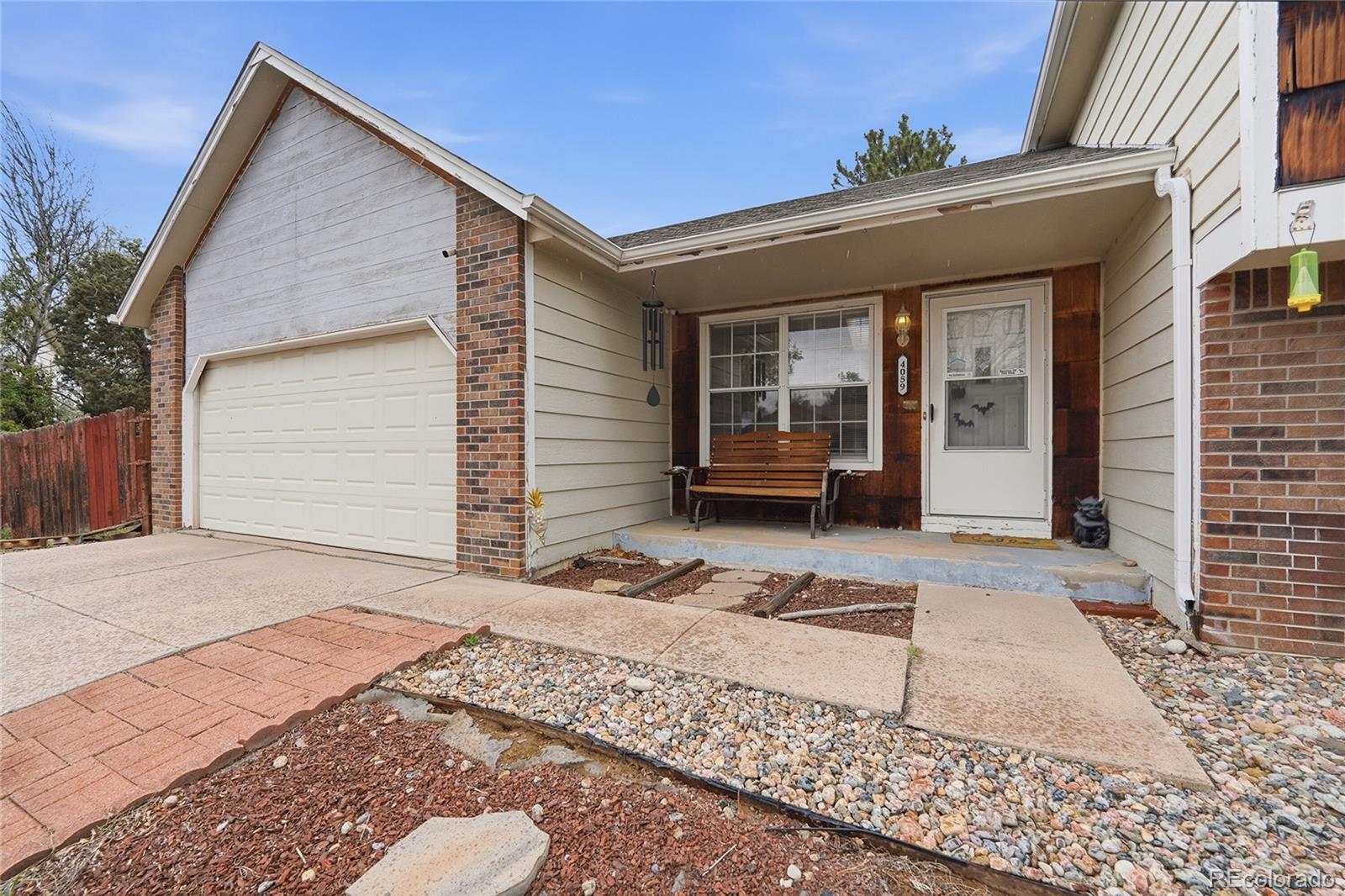 MLS Image #3 for 4059 s dunkirk way,aurora, Colorado