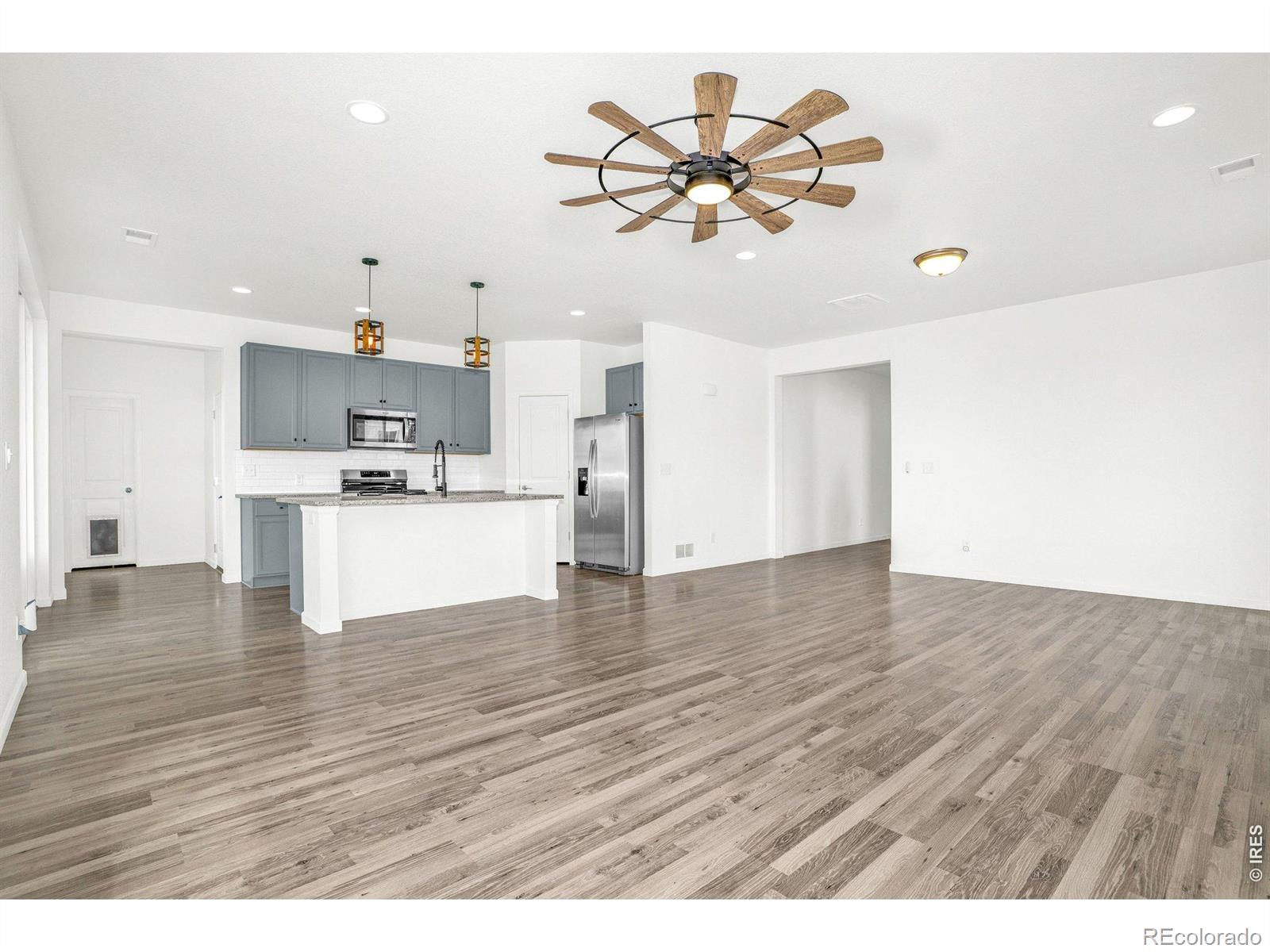 MLS Image #3 for 14549  normande drive,mead, Colorado