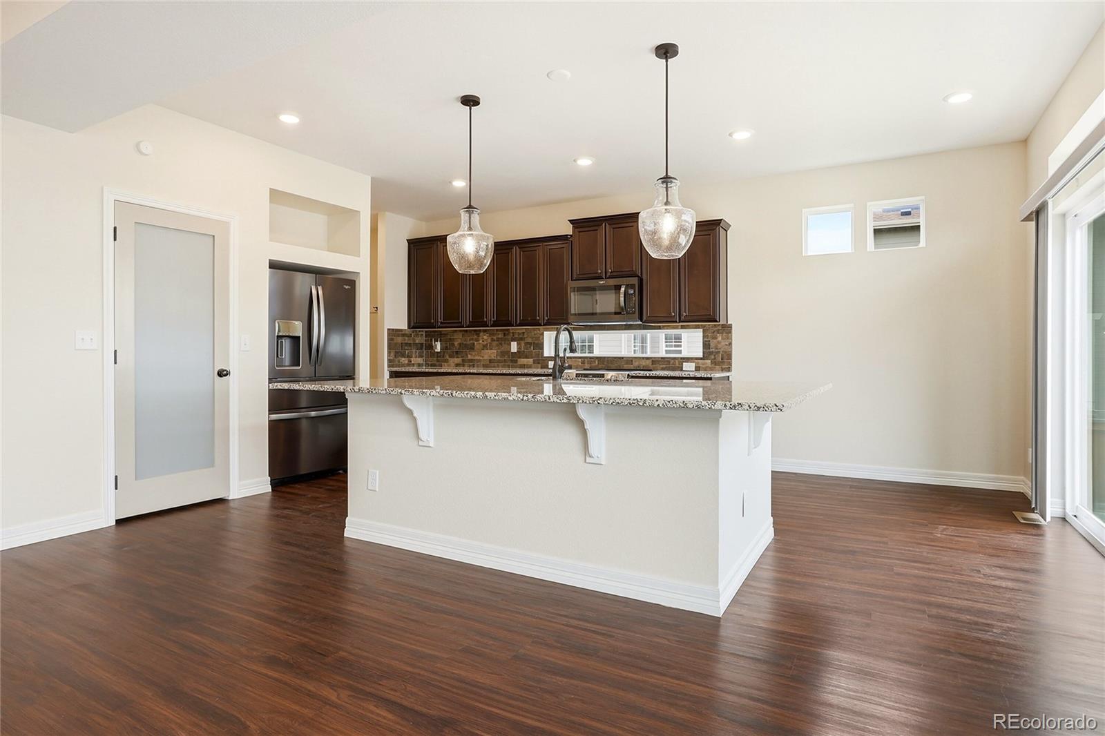 MLS Image #11 for 10990  memphis court,commerce city, Colorado