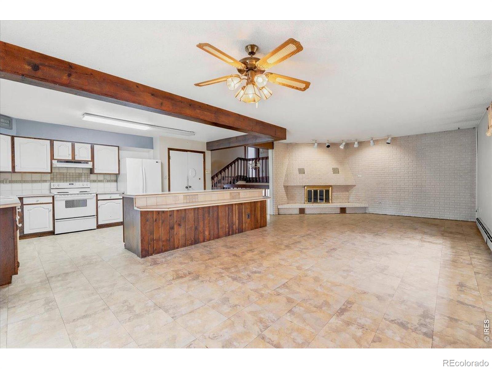 MLS Image #10 for 826  valley view road,fort collins, Colorado