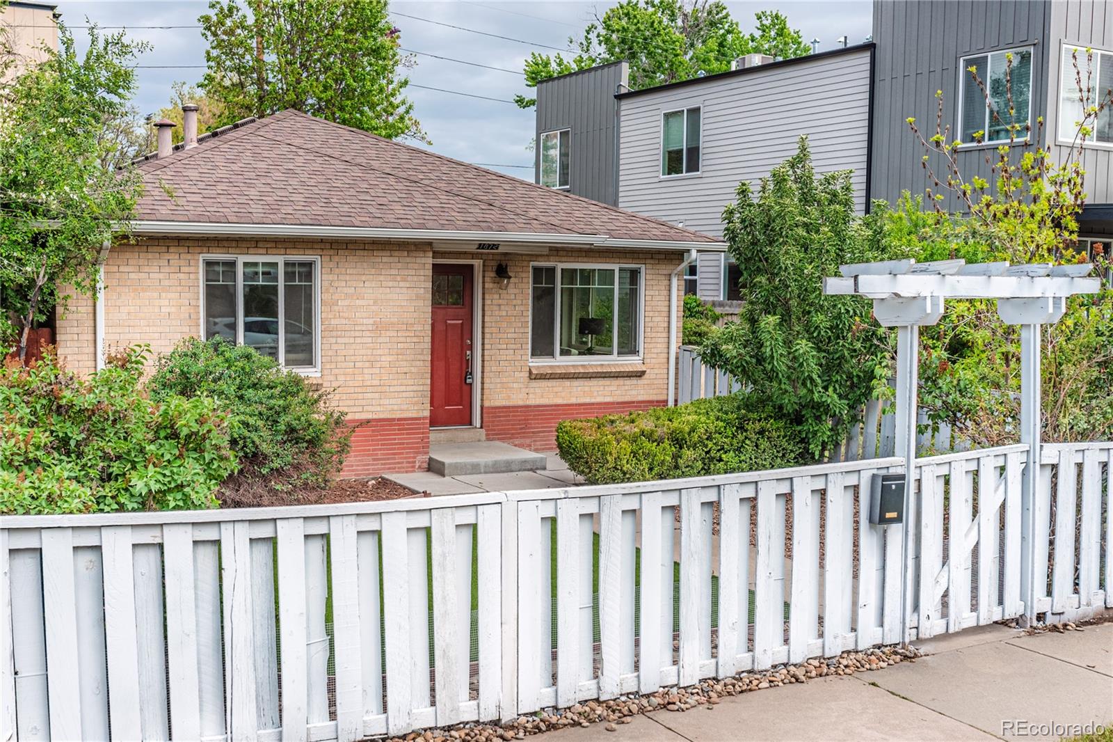 MLS Image #11 for 1872 s williams street,denver, Colorado
