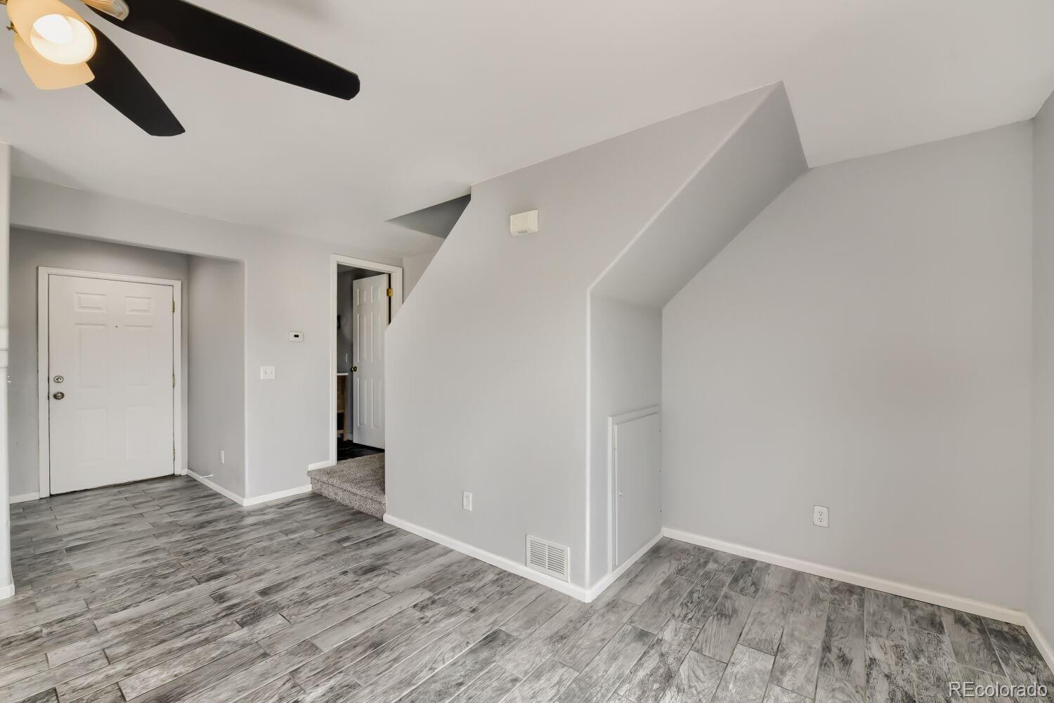 MLS Image #3 for 7656  brown bear court,littleton, Colorado