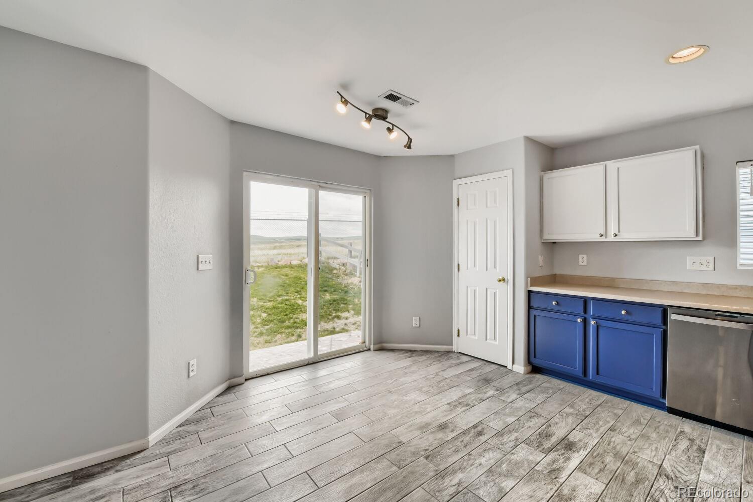 MLS Image #8 for 7656  brown bear court,littleton, Colorado