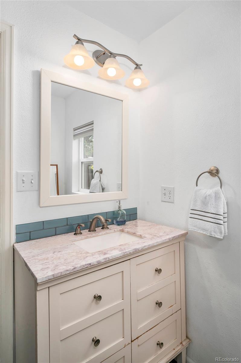 MLS Image #17 for 1249  macon street,aurora, Colorado