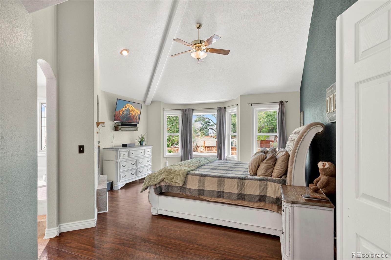 MLS Image #19 for 11405 w coal mine drive,littleton, Colorado