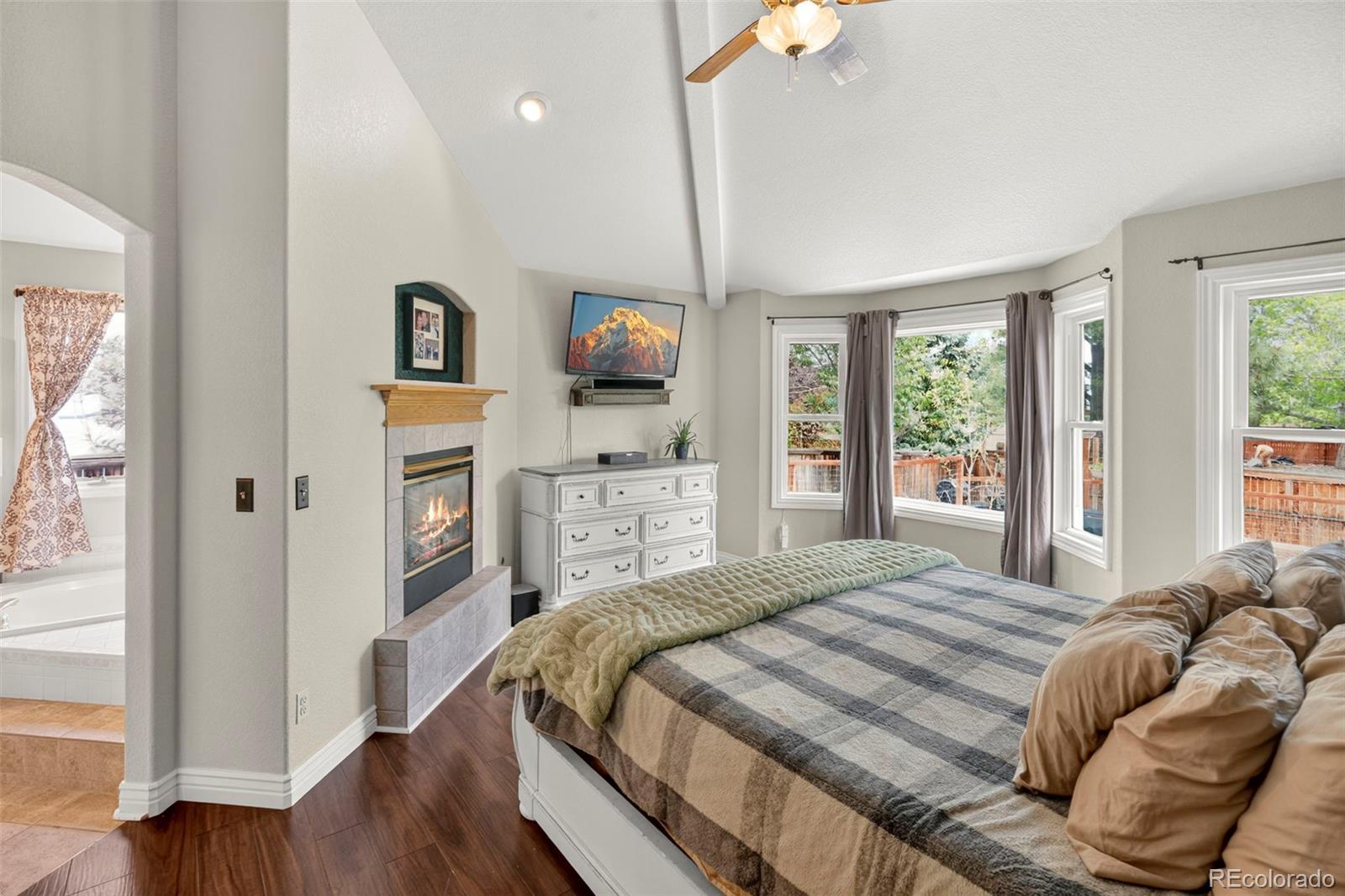 MLS Image #20 for 11405 w coal mine drive,littleton, Colorado