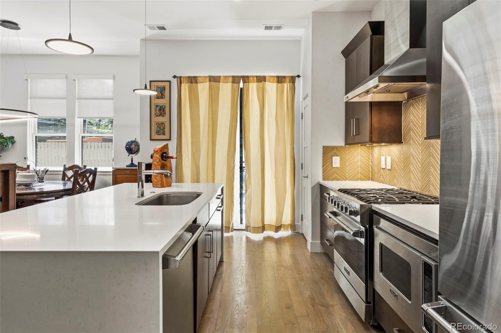 MLS Image #11 for 3100 e 17th avenue,denver, Colorado