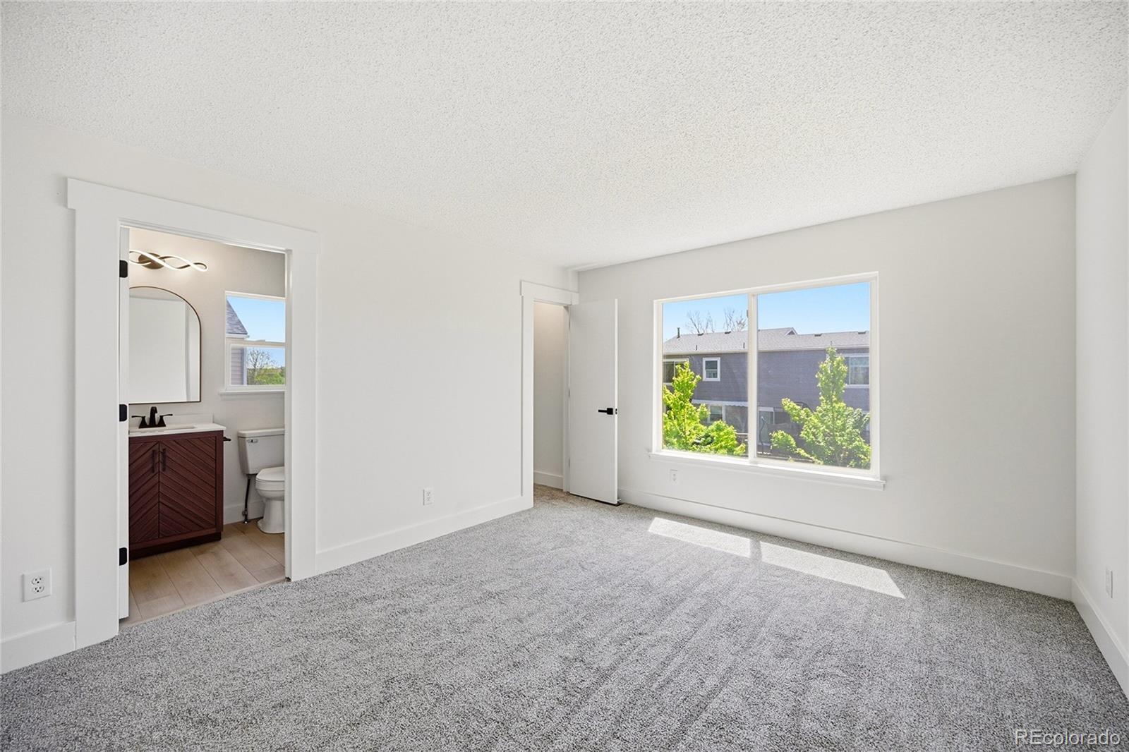 MLS Image #10 for 19036 e ithaca place,aurora, Colorado