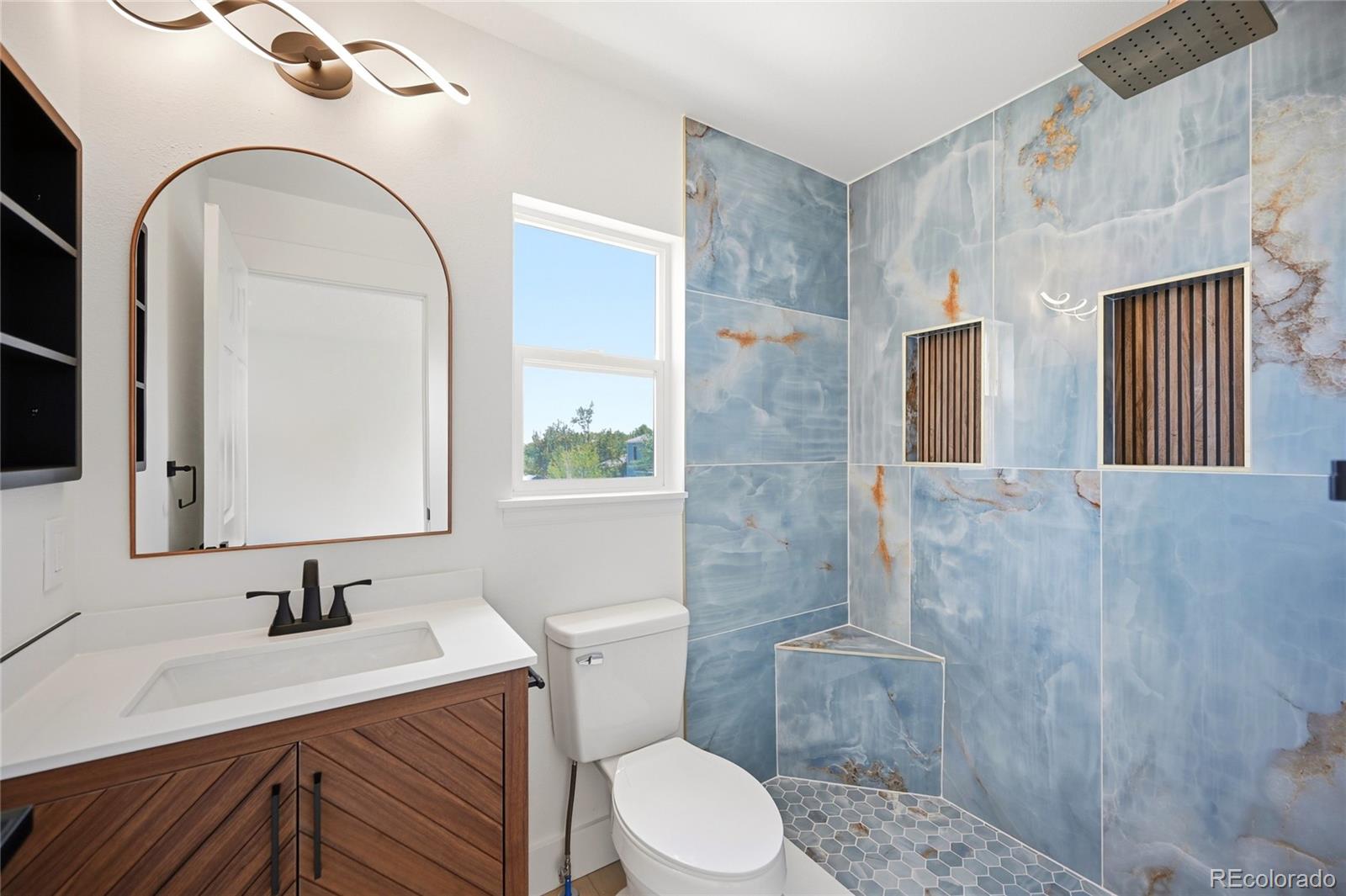 MLS Image #11 for 19036 e ithaca place,aurora, Colorado