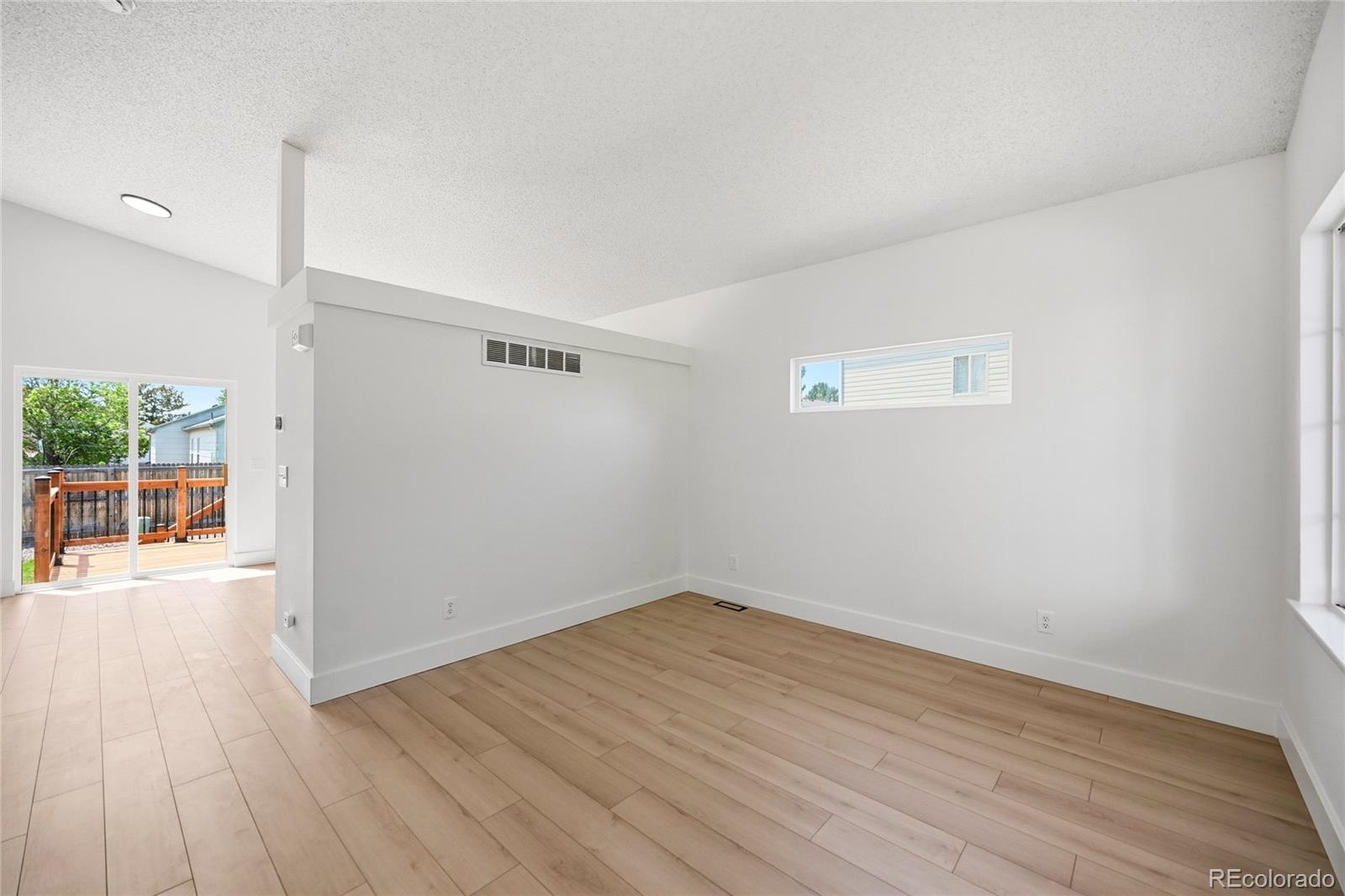 MLS Image #2 for 19036 e ithaca place,aurora, Colorado