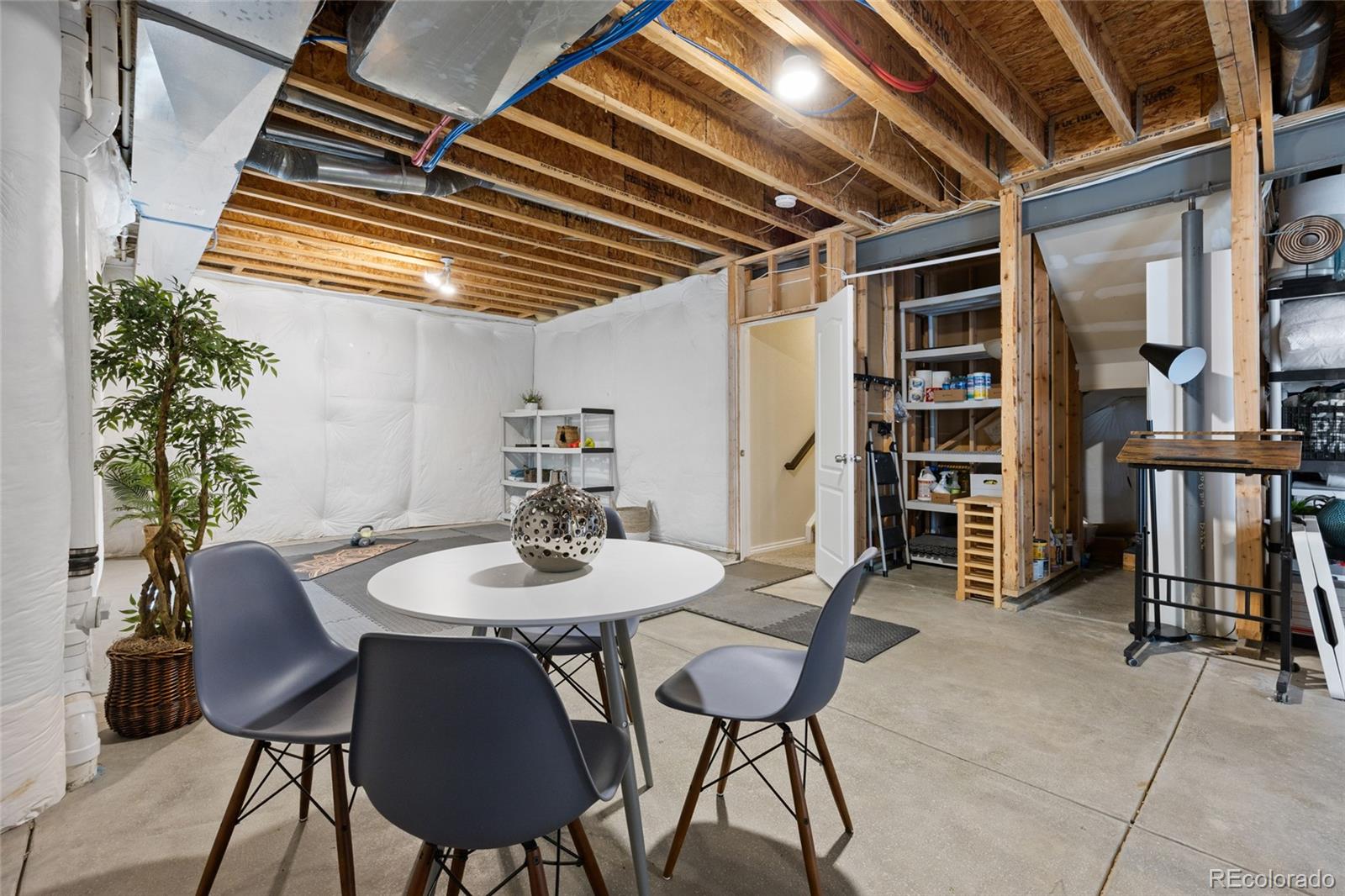 MLS Image #38 for 3384  wabash street,denver, Colorado