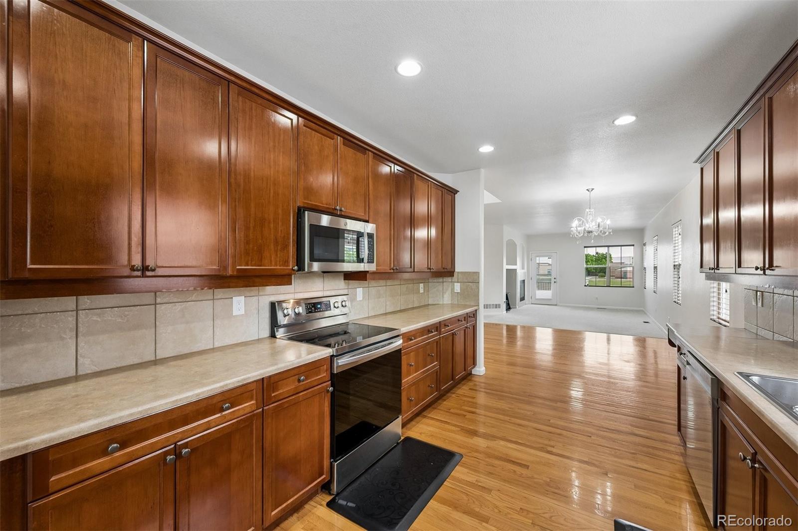 MLS Image #1 for 1329 s coolidge circle,aurora, Colorado