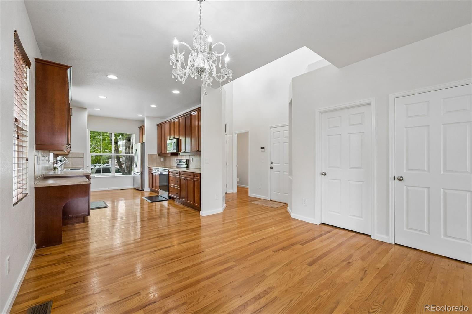 MLS Image #4 for 1329 s coolidge circle,aurora, Colorado