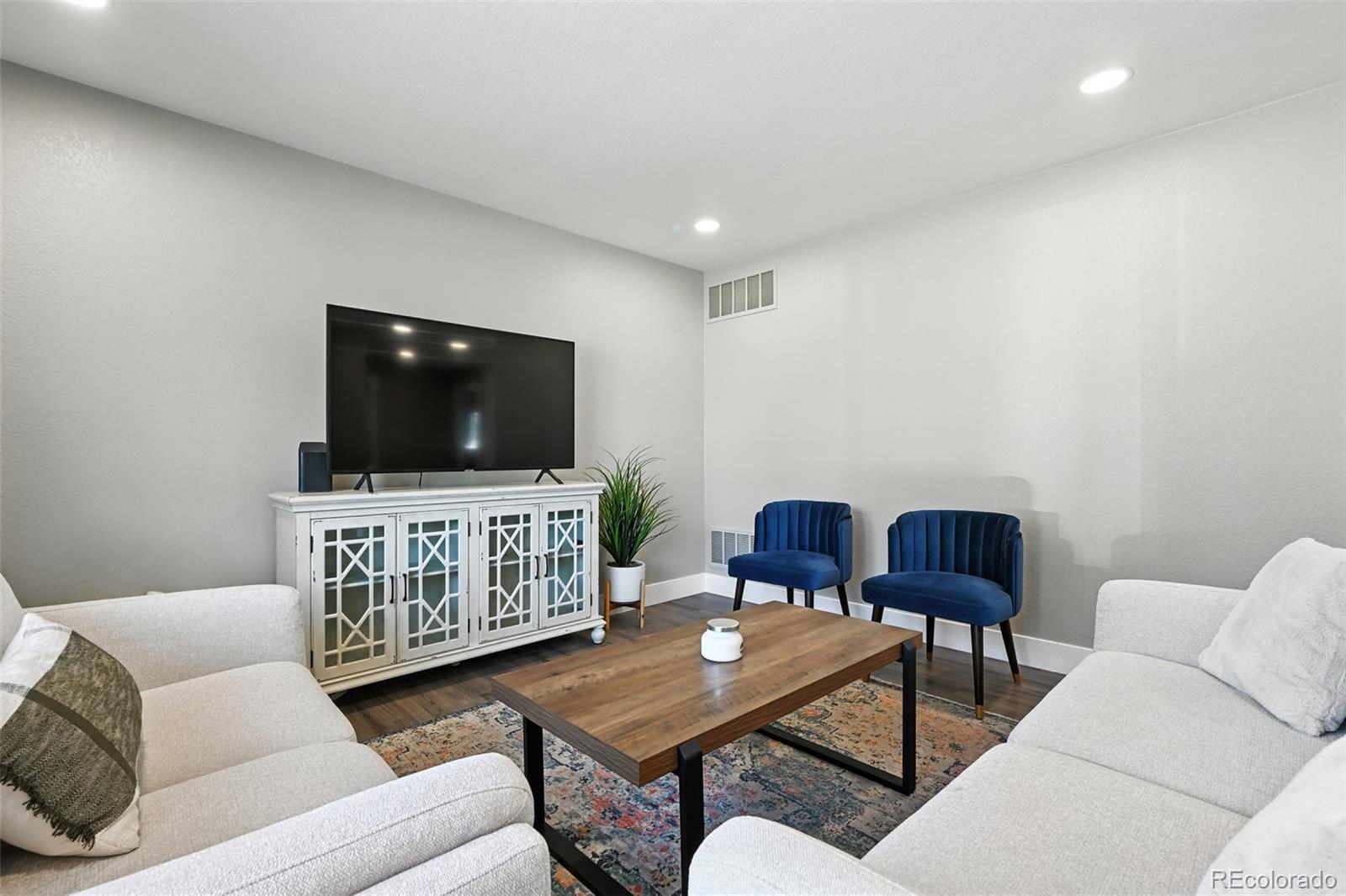 MLS Image #4 for 2714 s raleigh street,denver, Colorado