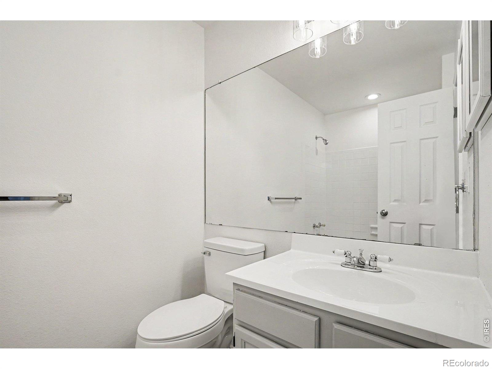 MLS Image #14 for 10516  robb drive,broomfield, Colorado
