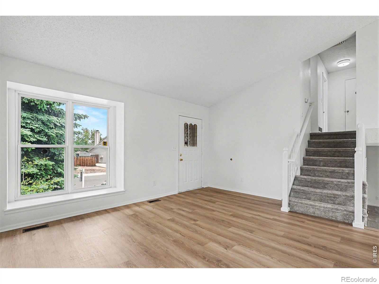 MLS Image #3 for 10516  robb drive,broomfield, Colorado