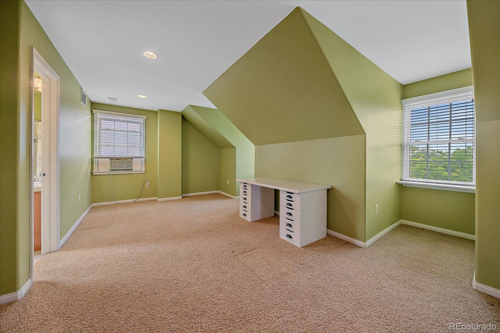 MLS Image #33 for 2813  spruce street,denver, Colorado