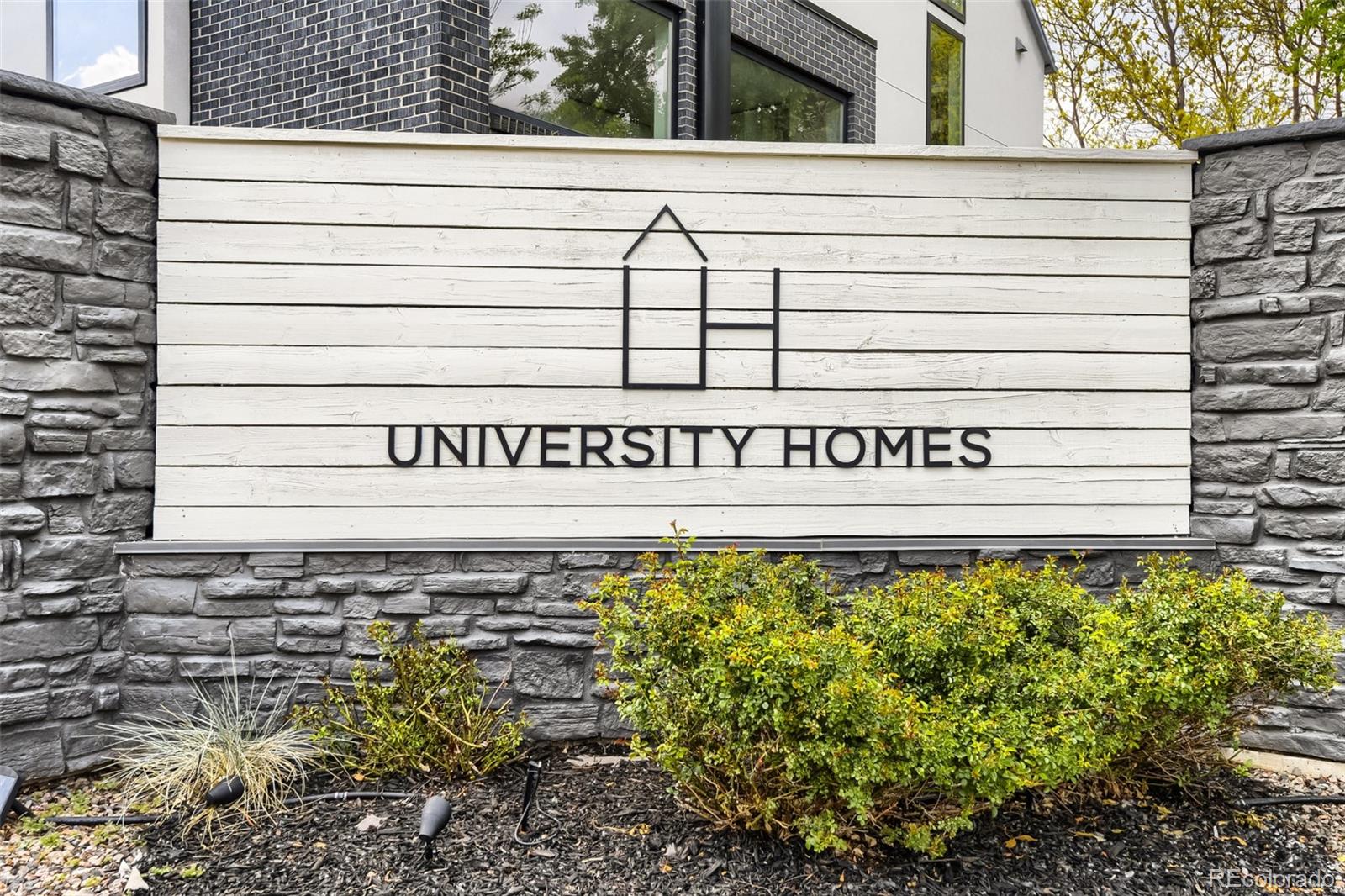 MLS Image #2 for 3059 s university circle,englewood, Colorado