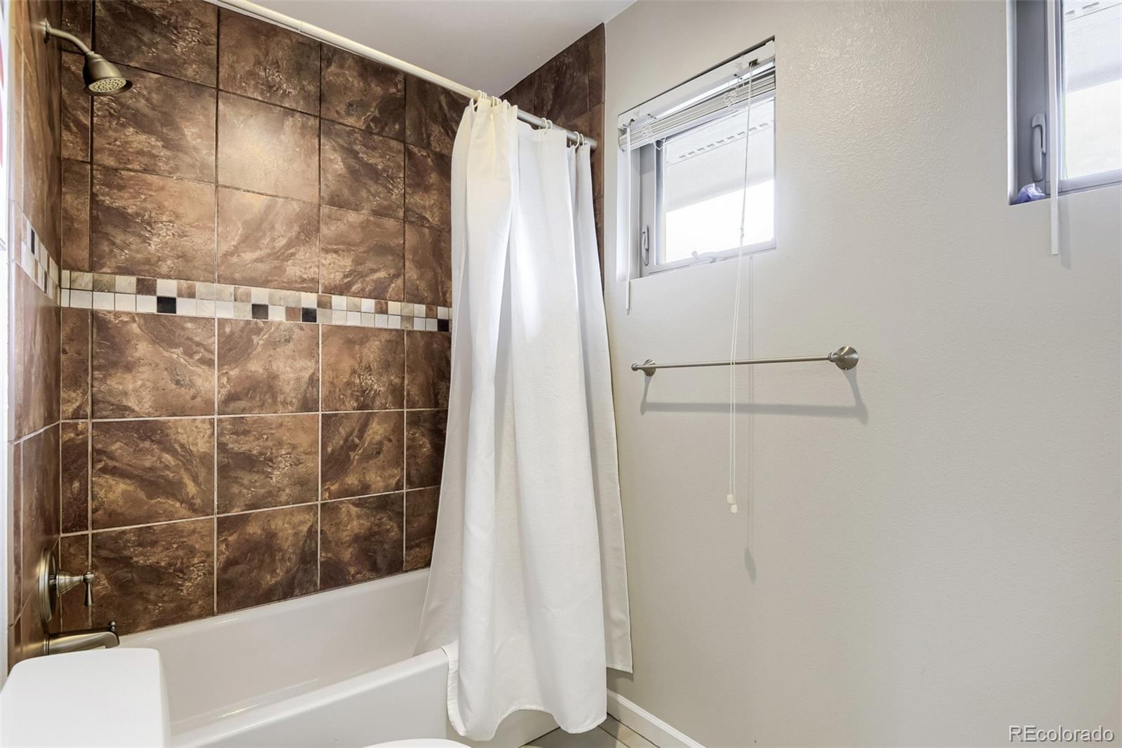 MLS Image #27 for 3059 s university circle,englewood, Colorado