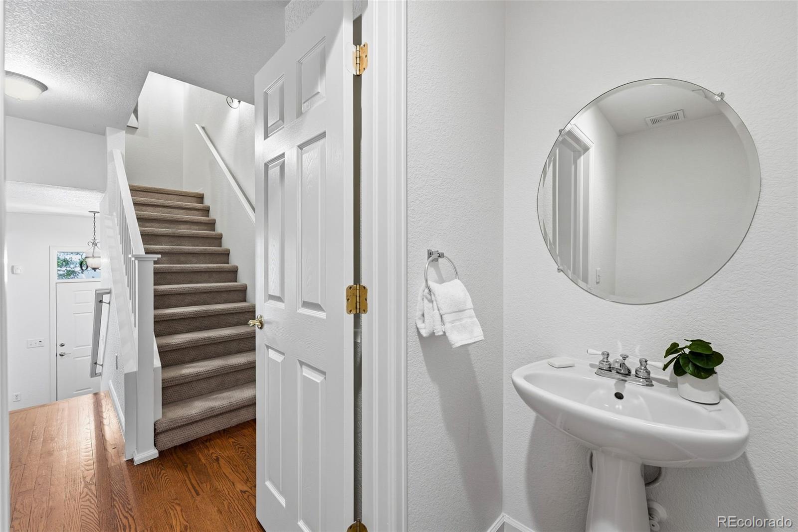 MLS Image #13 for 7870 e 29th avenue ,denver, Colorado