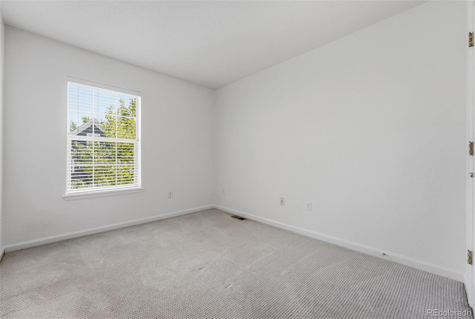 MLS Image #25 for 7870 e 29th avenue ,denver, Colorado