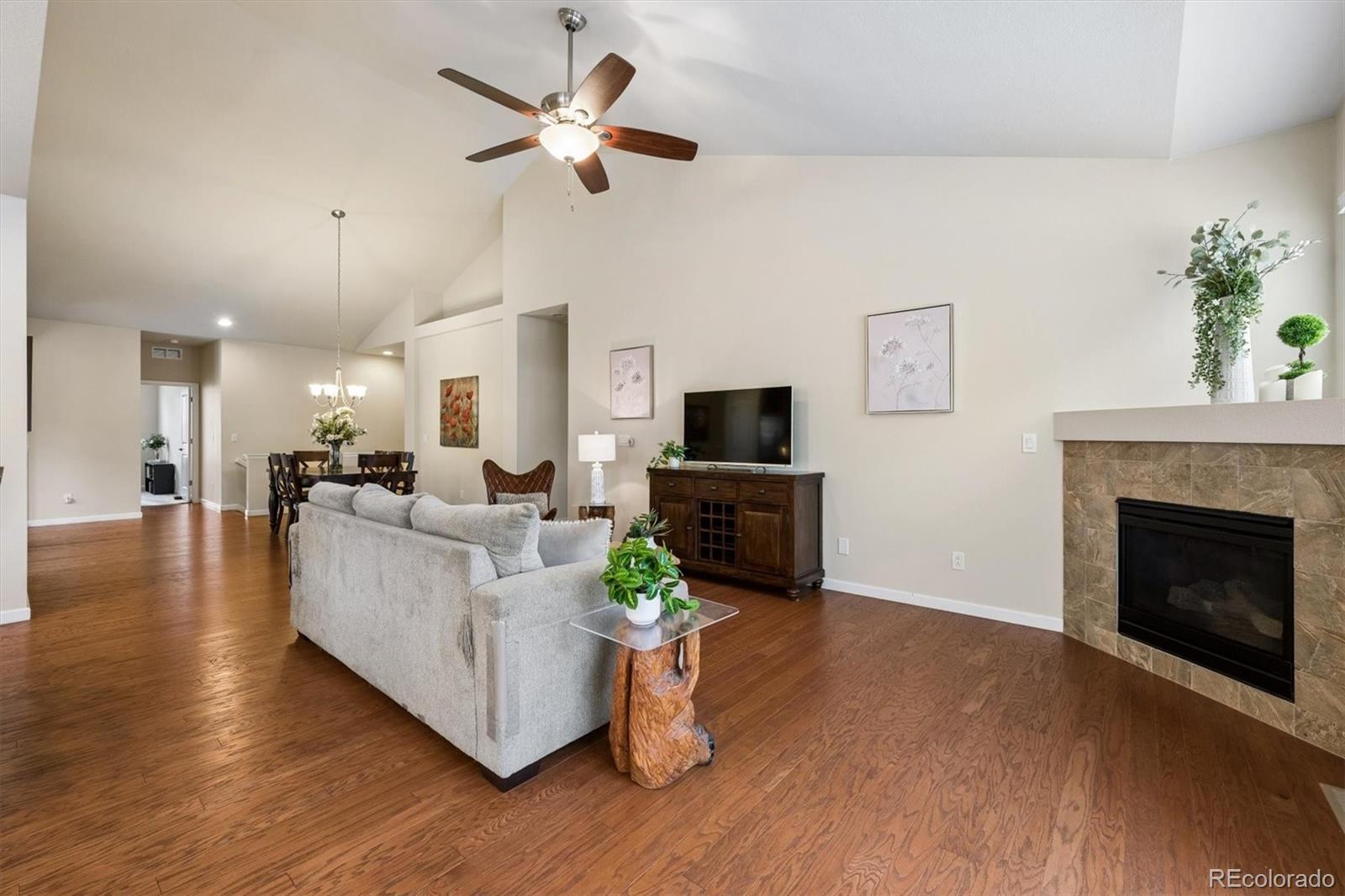 MLS Image #6 for 22141 e euclid place,aurora, Colorado