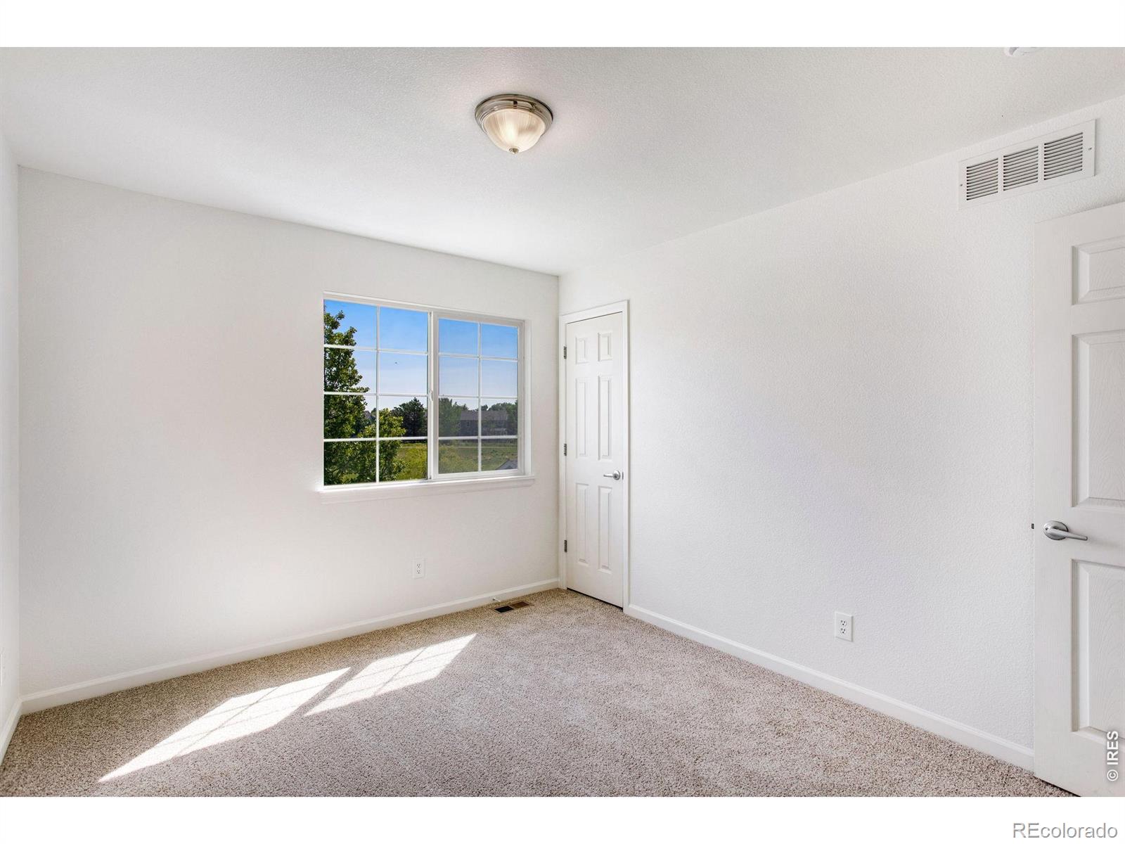 MLS Image #23 for 2070  manitou court,loveland, Colorado