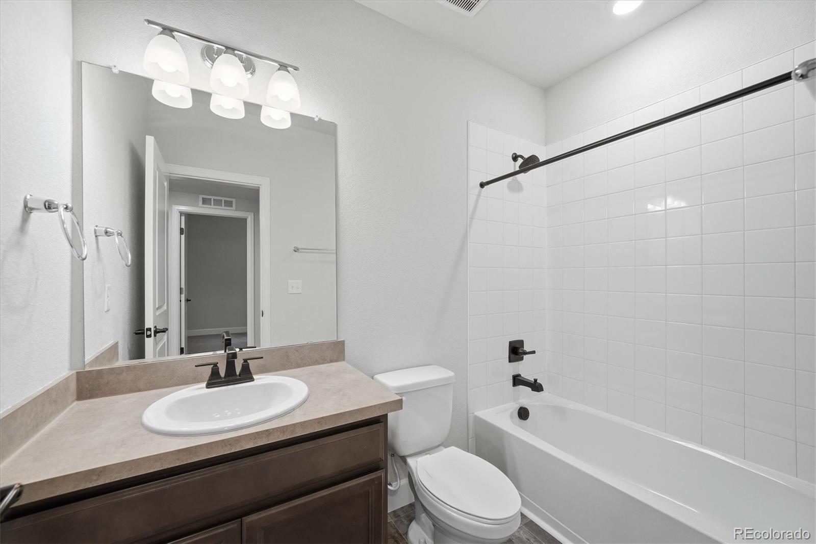 MLS Image #33 for 8726  middle fork street,littleton, Colorado