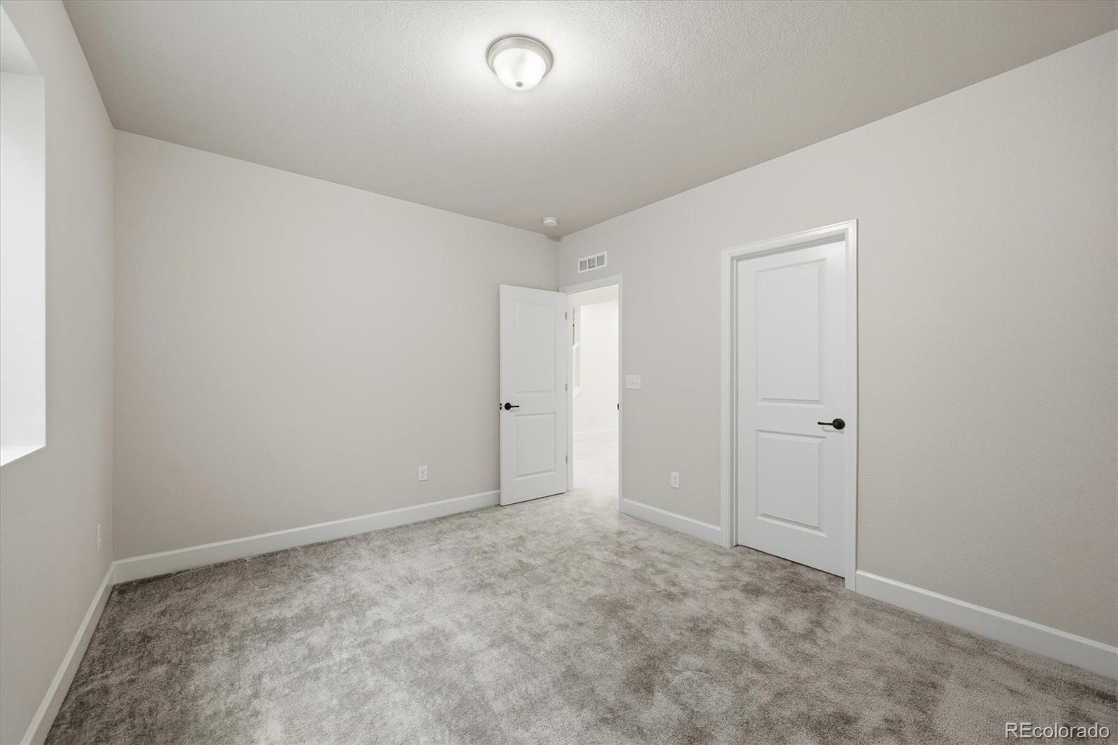 MLS Image #35 for 8726  middle fork street,littleton, Colorado