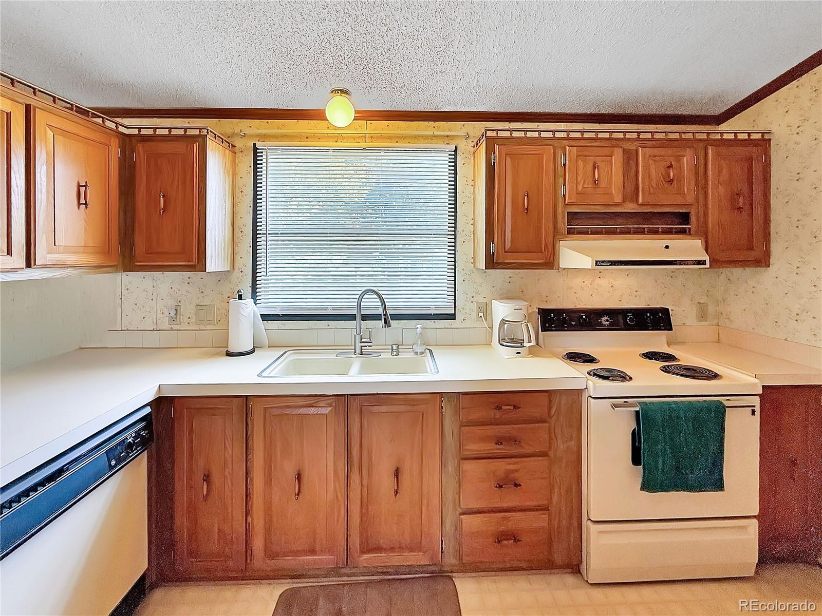 MLS Image #34 for 205 e 8th street,flagler, Colorado