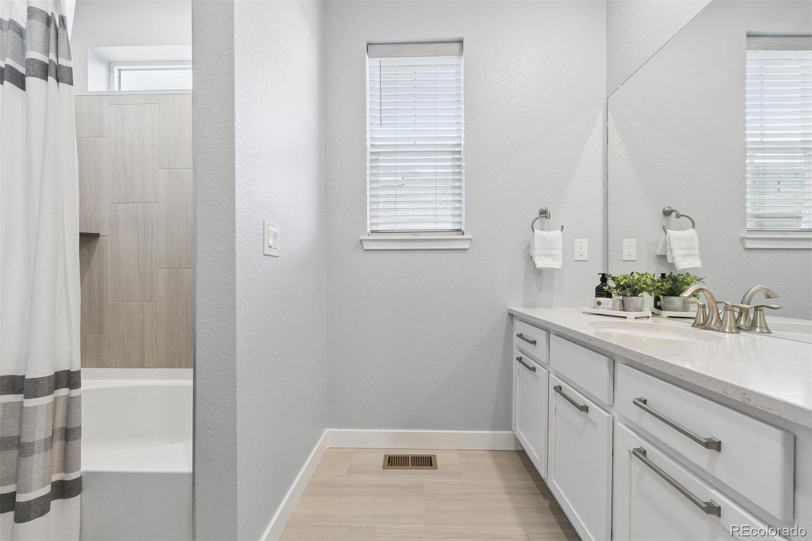MLS Image #24 for 8801 s ukraine court,aurora, Colorado